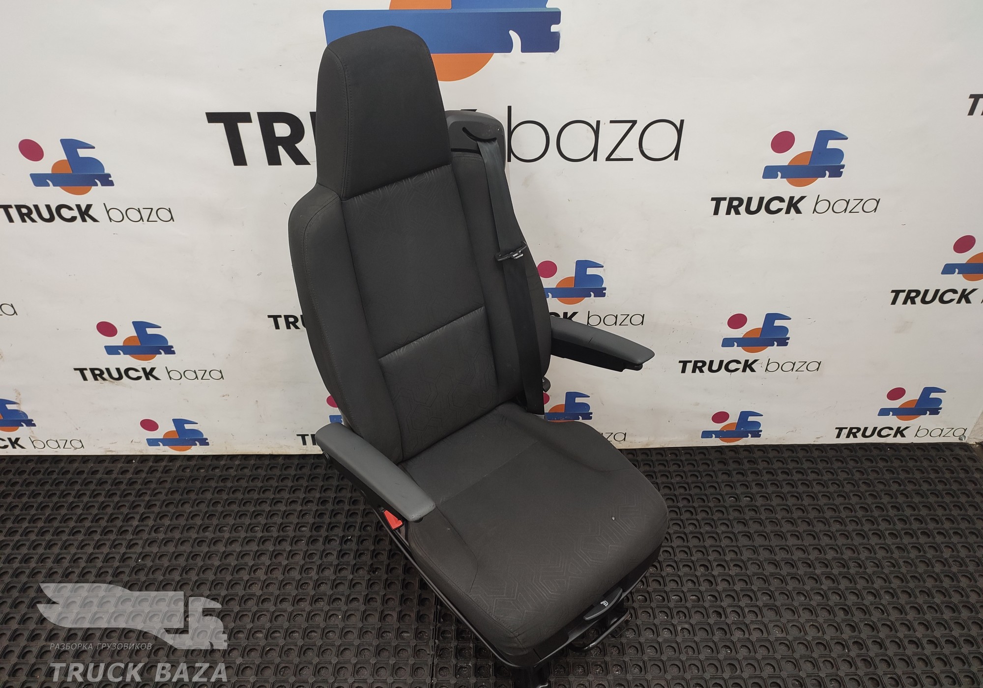 2499396 Сиденье водительское пневматическое (Цена не актуальна) для Scania 6-series R (с 2016)