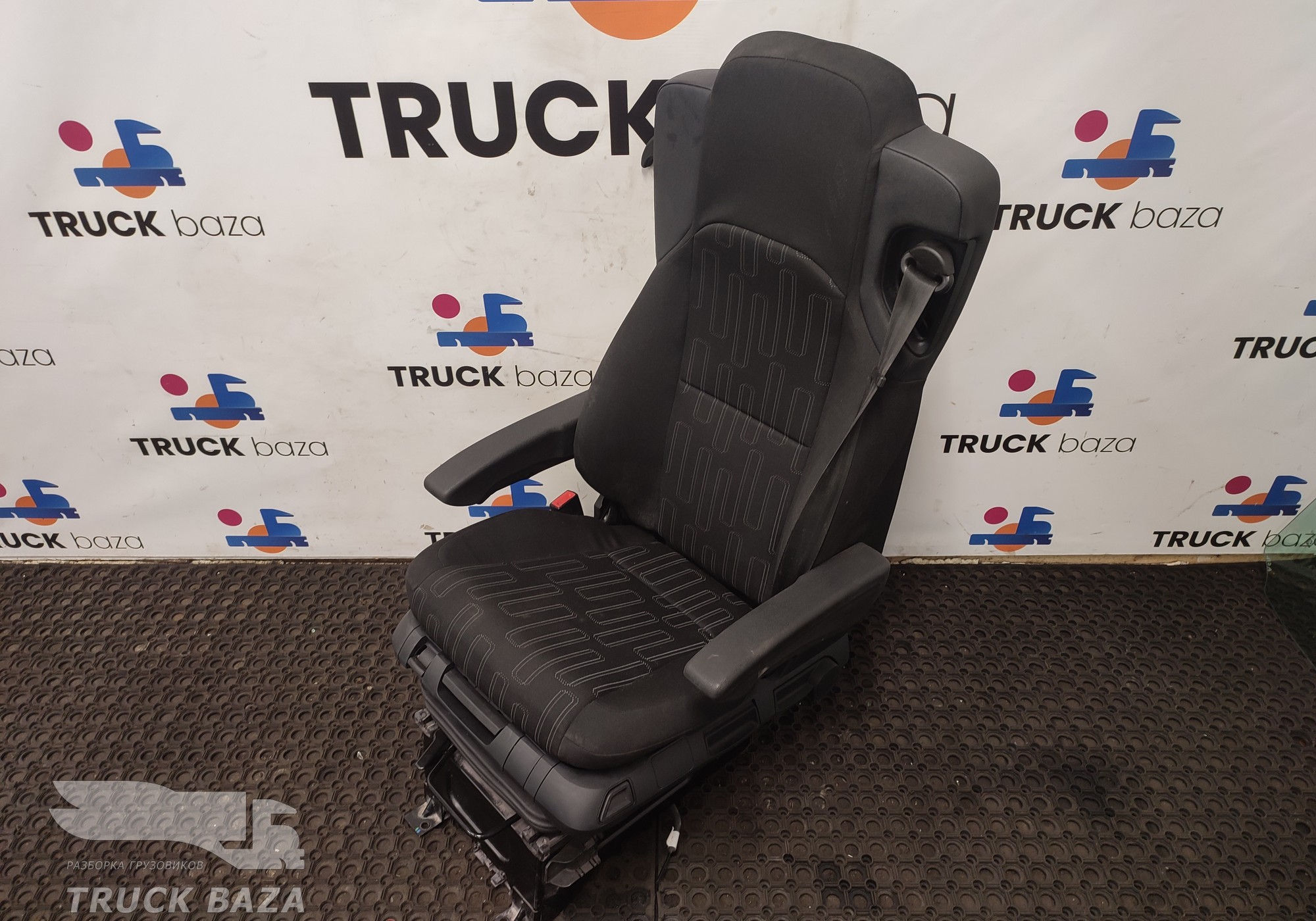 A9609107304 Сиденье водительское пневматическое для Mercedes-Benz Actros New Actros MP4 (с 2011)