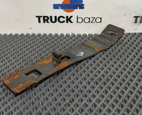 2712437 Кронштейн крыла для Scania