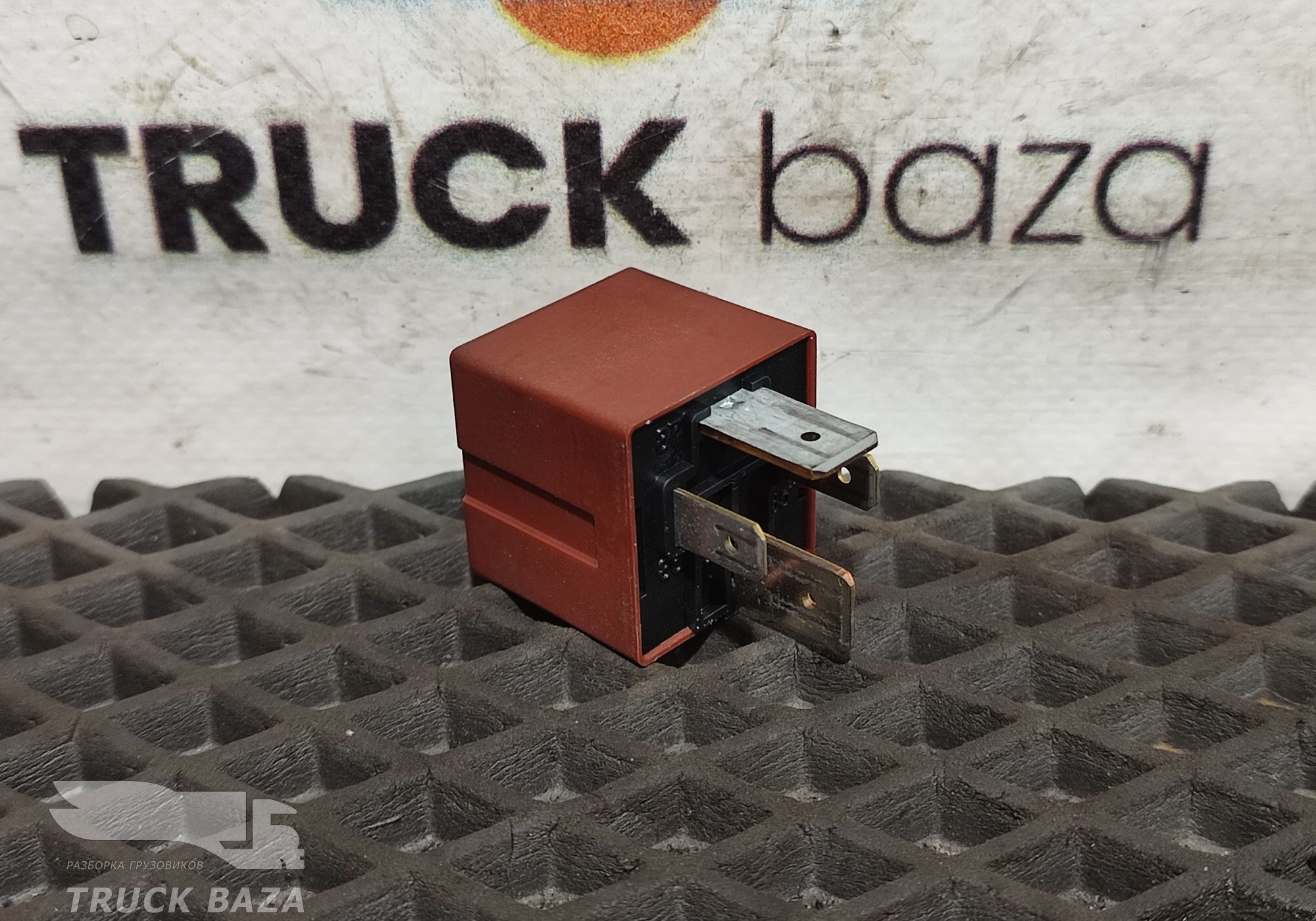 21244698 Реле 24V