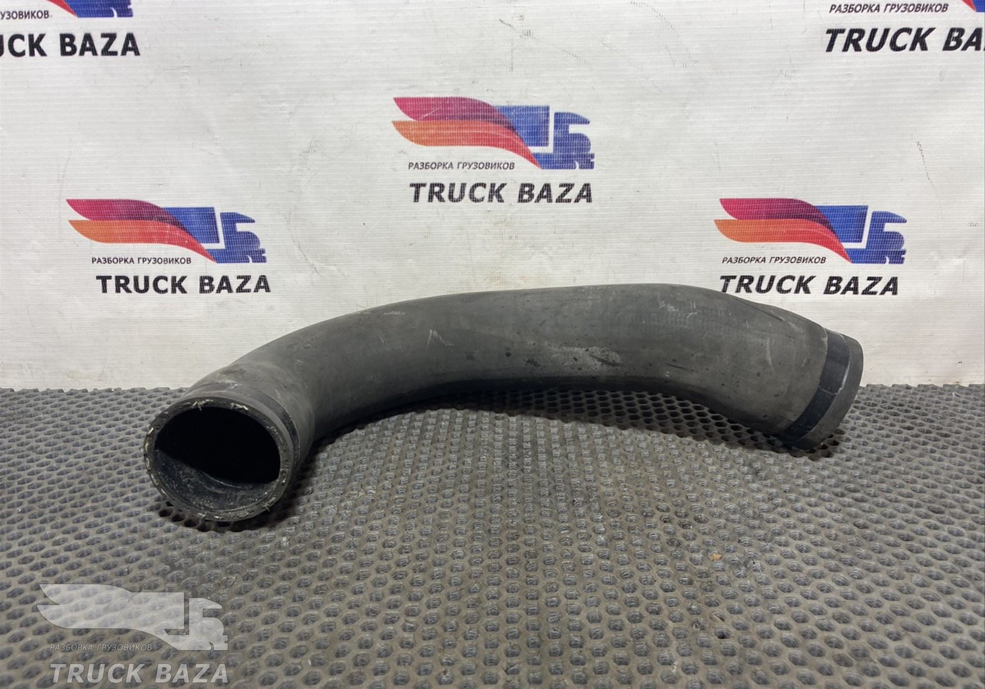 1856603 Патрубок радиатора для Scania
