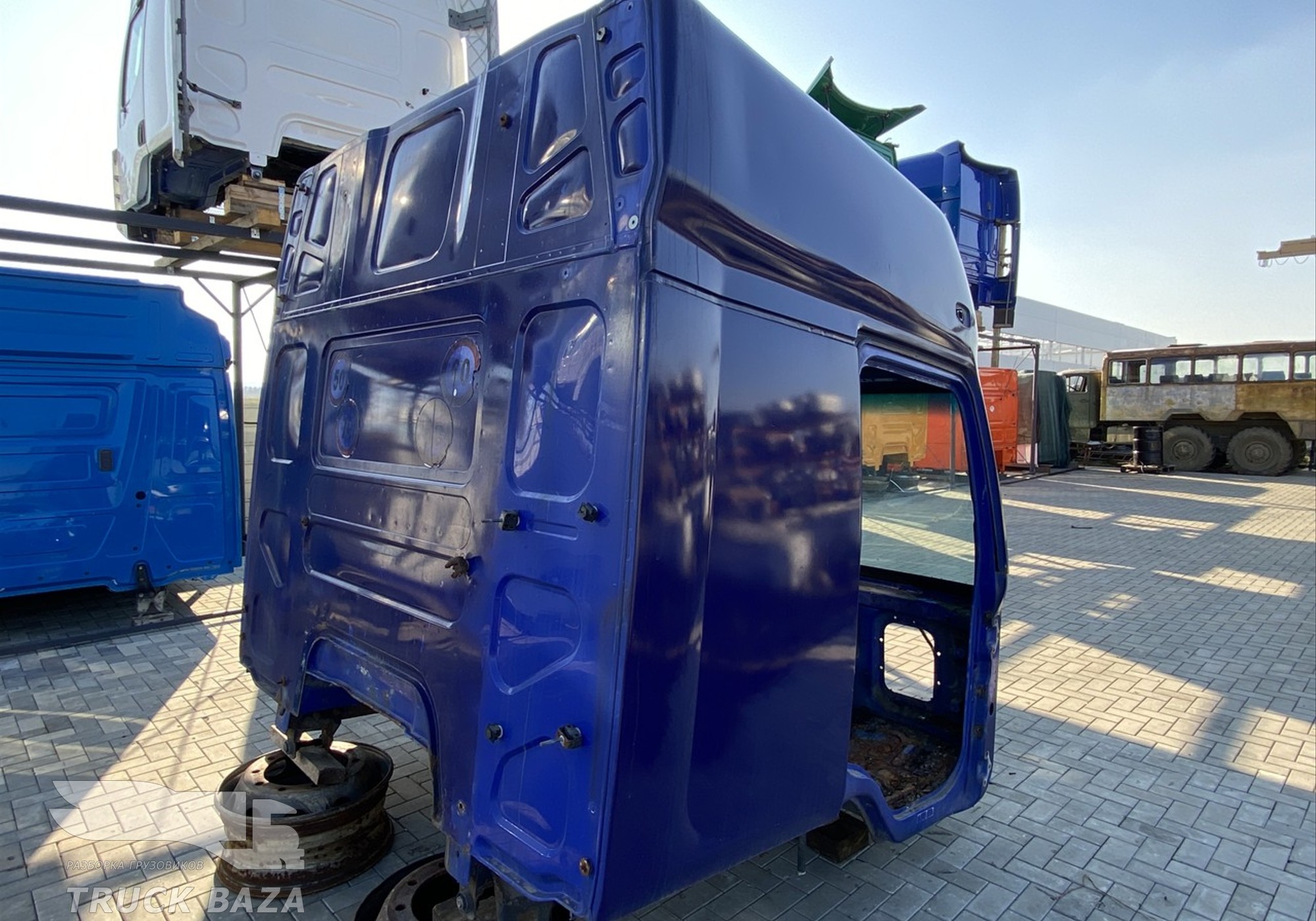 Четверть кабины правая задняя часть для Renault Premium II (с 2005 по 2013)