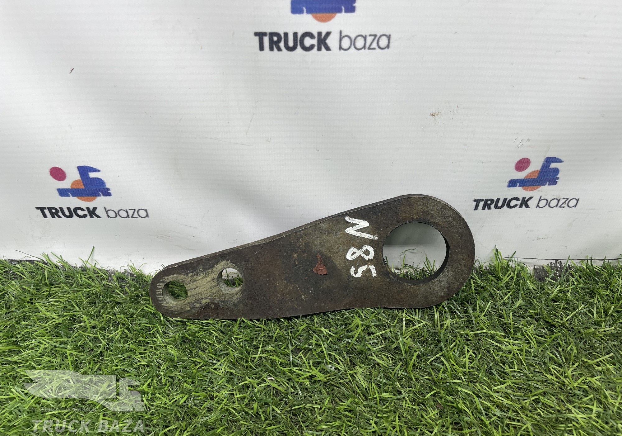 51192020197 Проушина двигателя