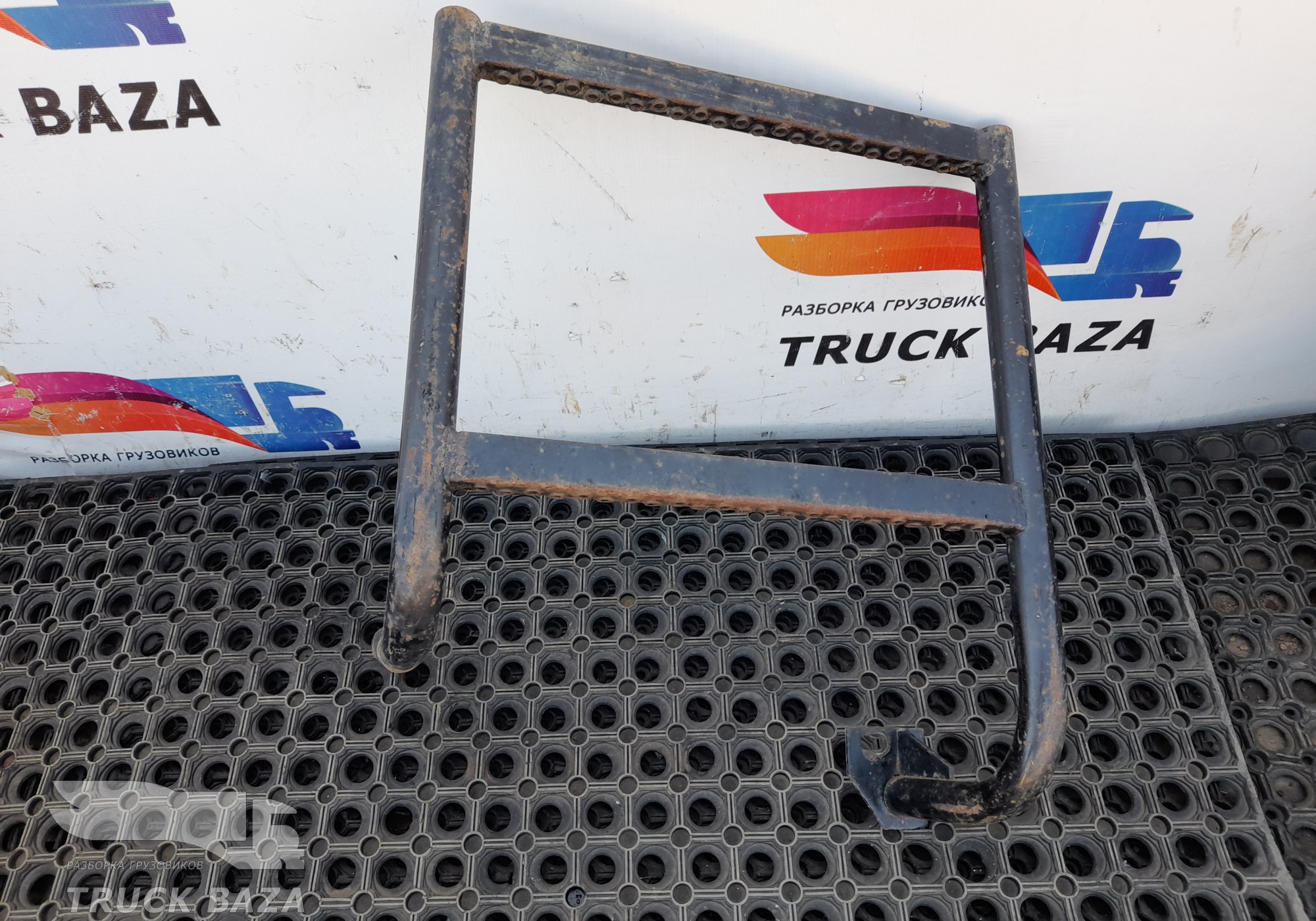 1379820 Подножка лестница для Daf CF II (с 2006 по 2013)