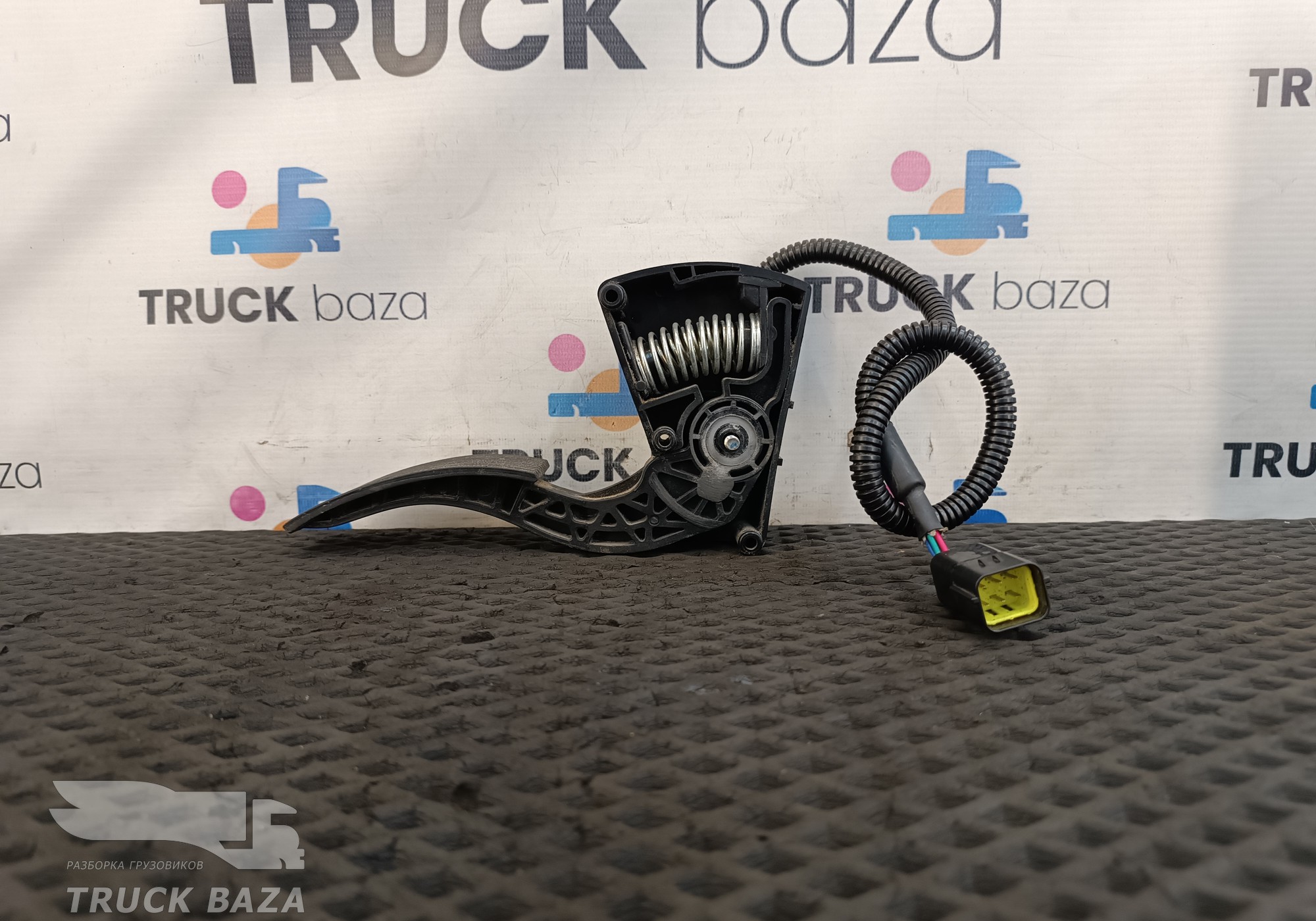DZ97189570283 Педаль акселератора для Shacman X3000