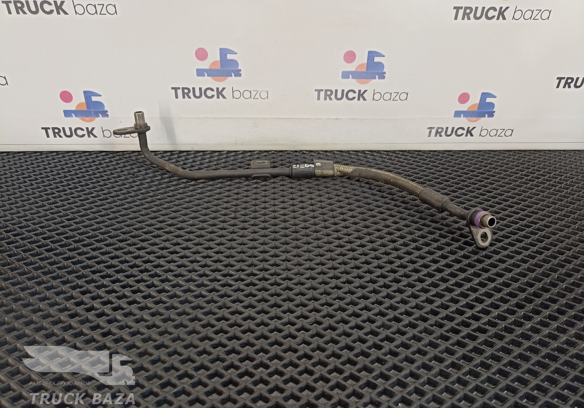 7422076011 Трубка масляная для Volvo FM III (с 2013)