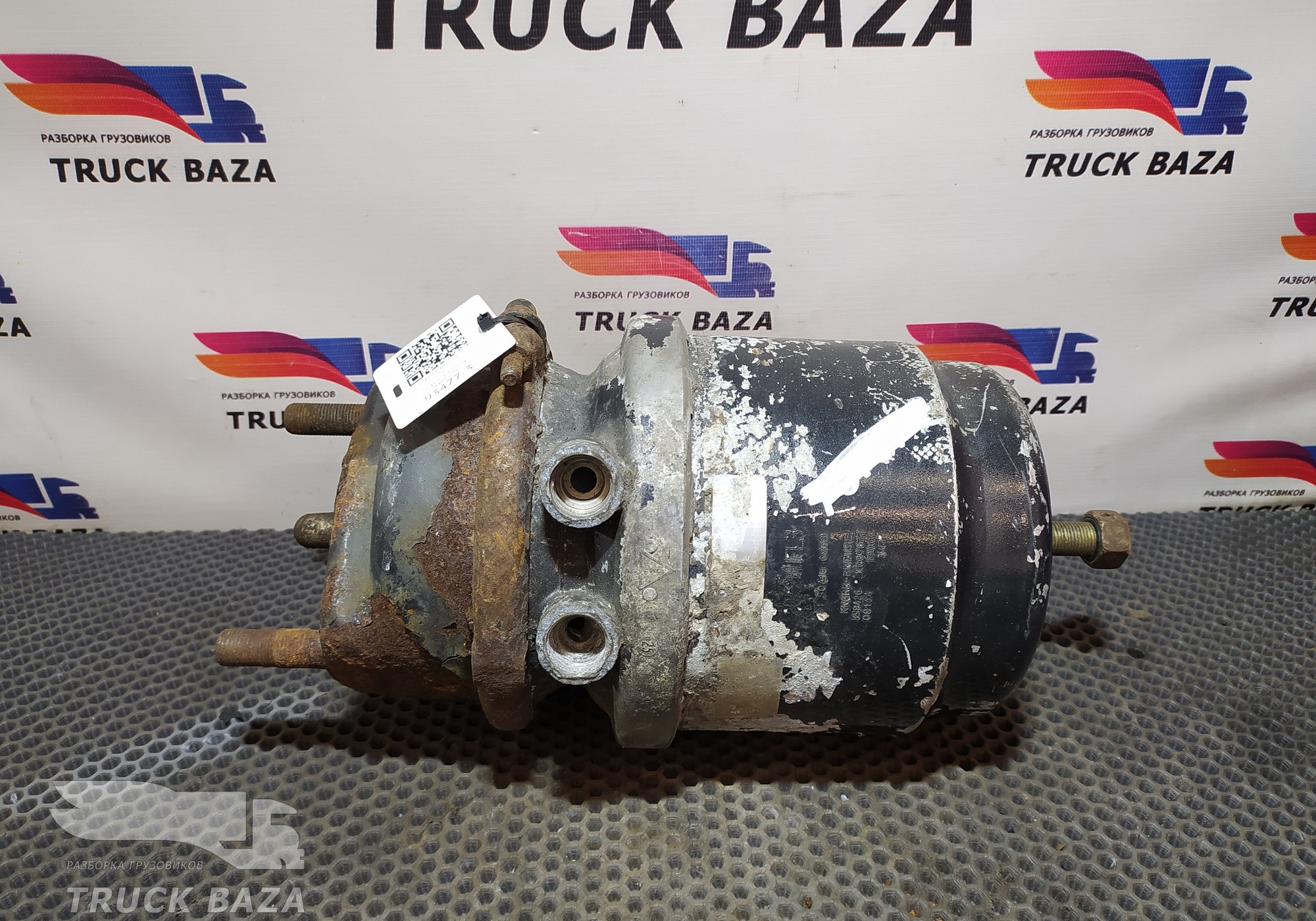 81504116015 Энергоаккумулятор тормозной для Mercedes-Benz