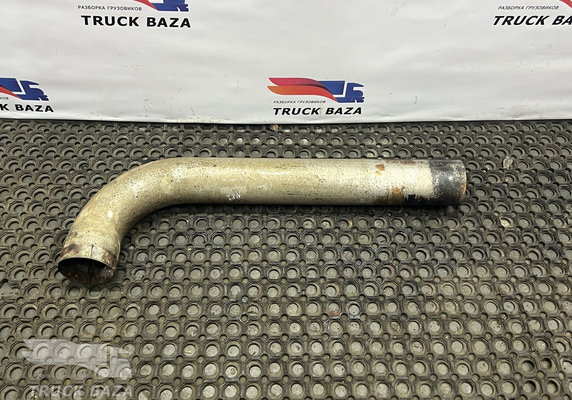 81152040712 Труба глушителя для Man TGX II (с 2012)