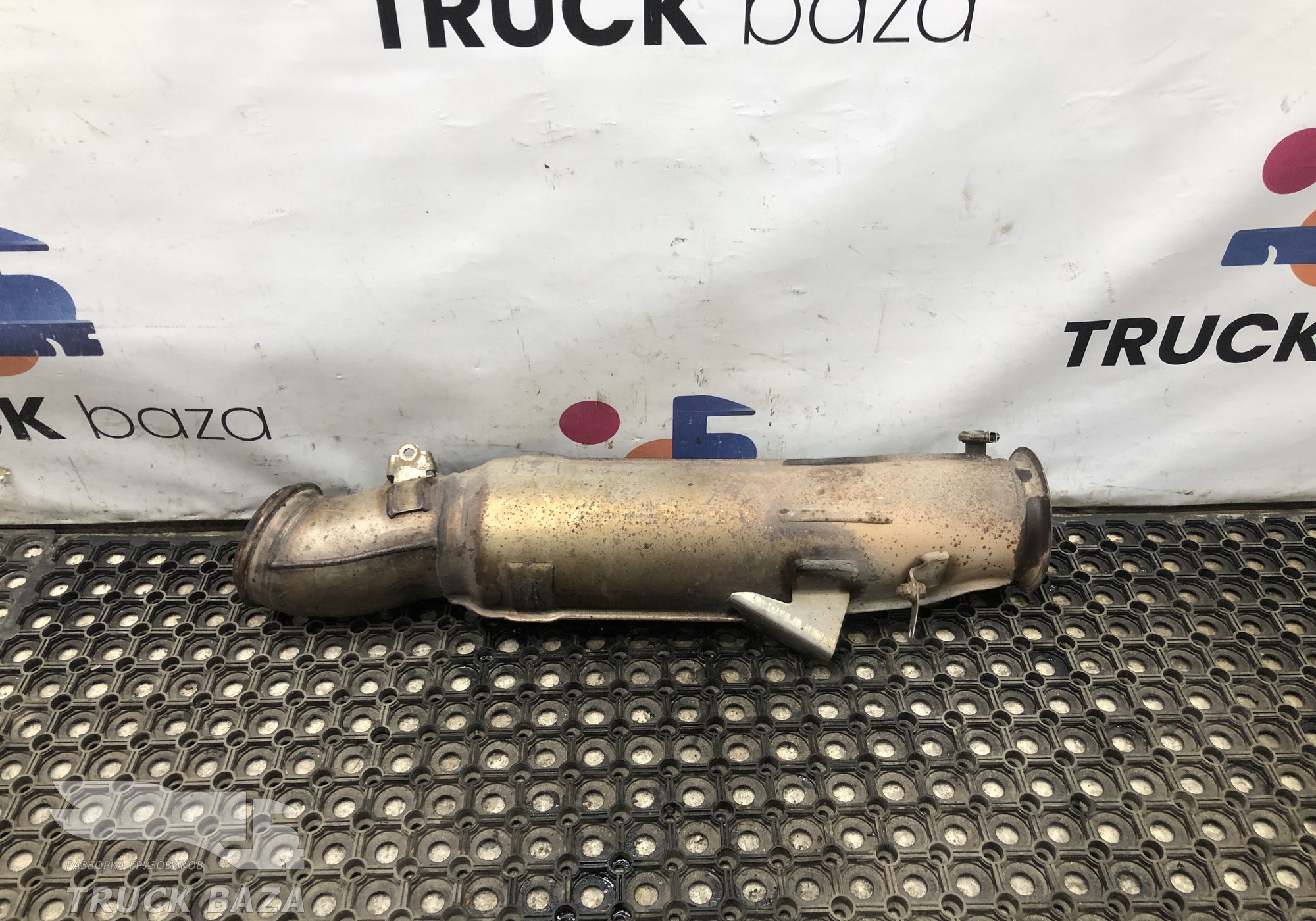 51152305019 Приемная труба глушителя