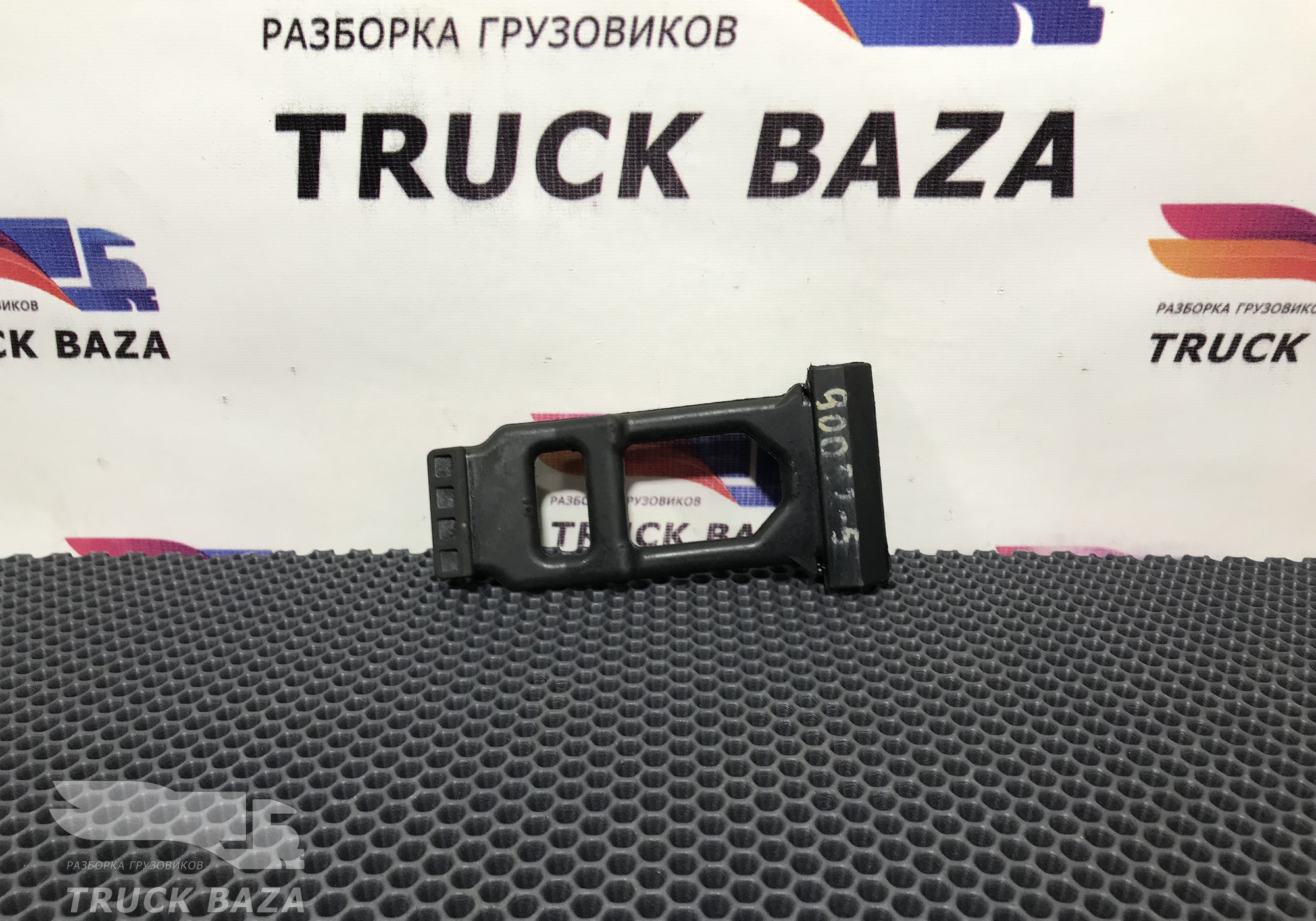 20498623 Крепеж заднего крыла для Volvo FH 4 (с 2012)