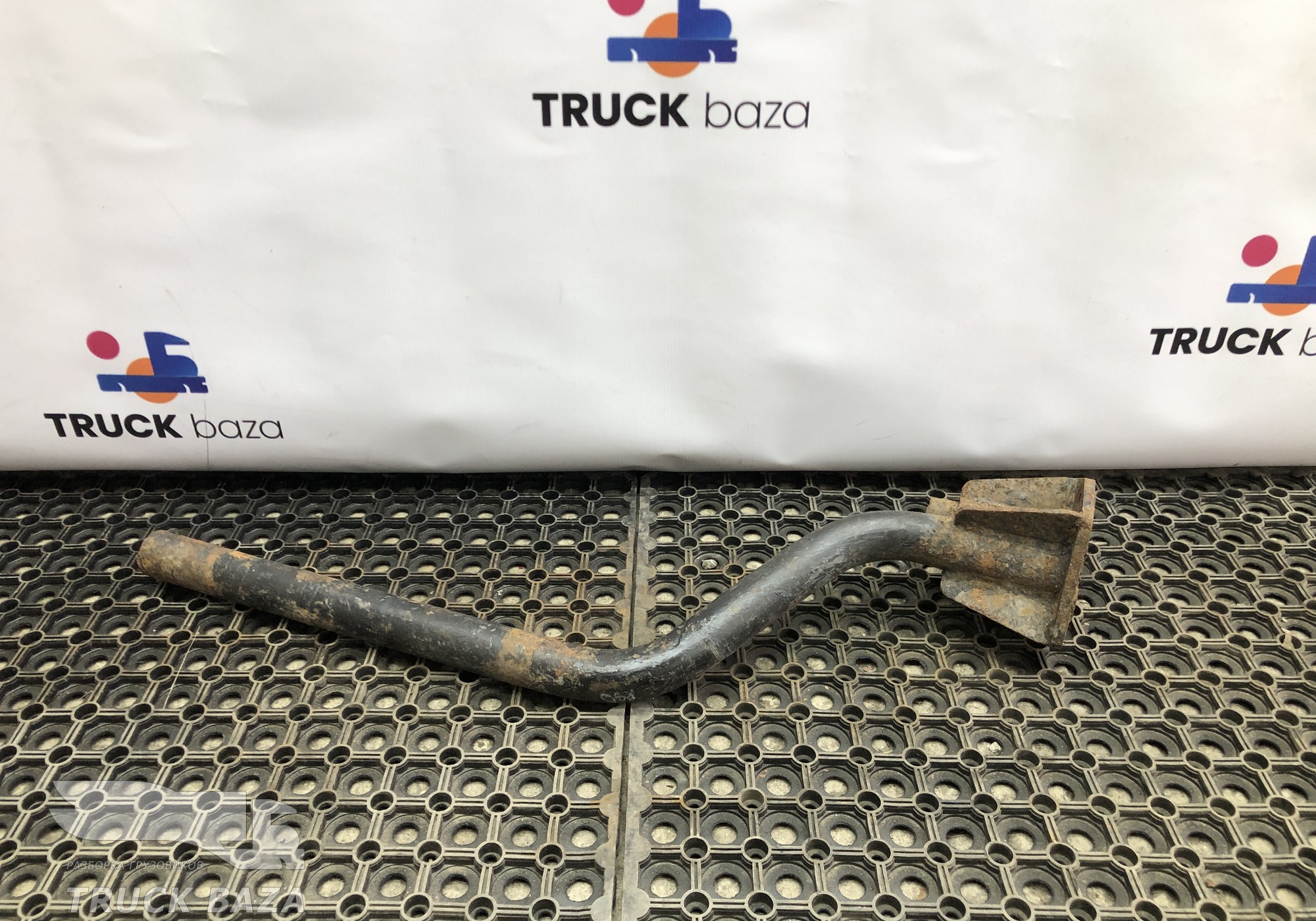 54908411201 Кронштейн крыла заднего левого для КАМАЗ 5490 (с 2013)