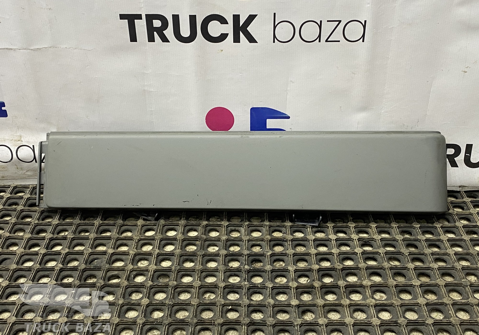 A9438800136 Накладка крыла левого