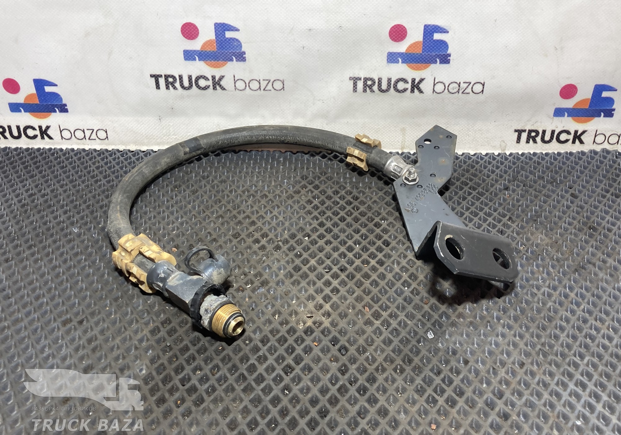 9614298568002 Шланг воздушный для Mercedes-Benz Actros New Actros MP4 (с 2011)