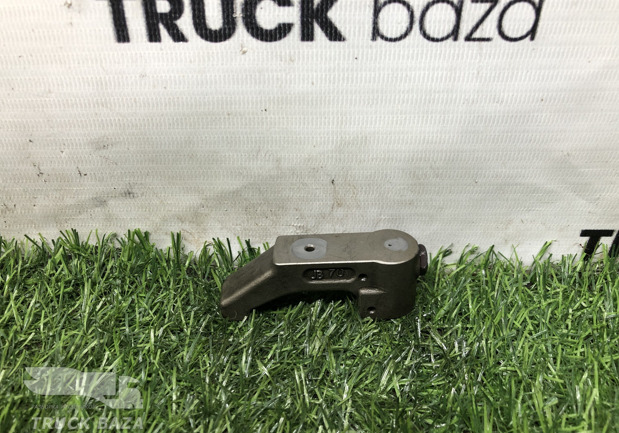 51041206008 Коромысло клапана