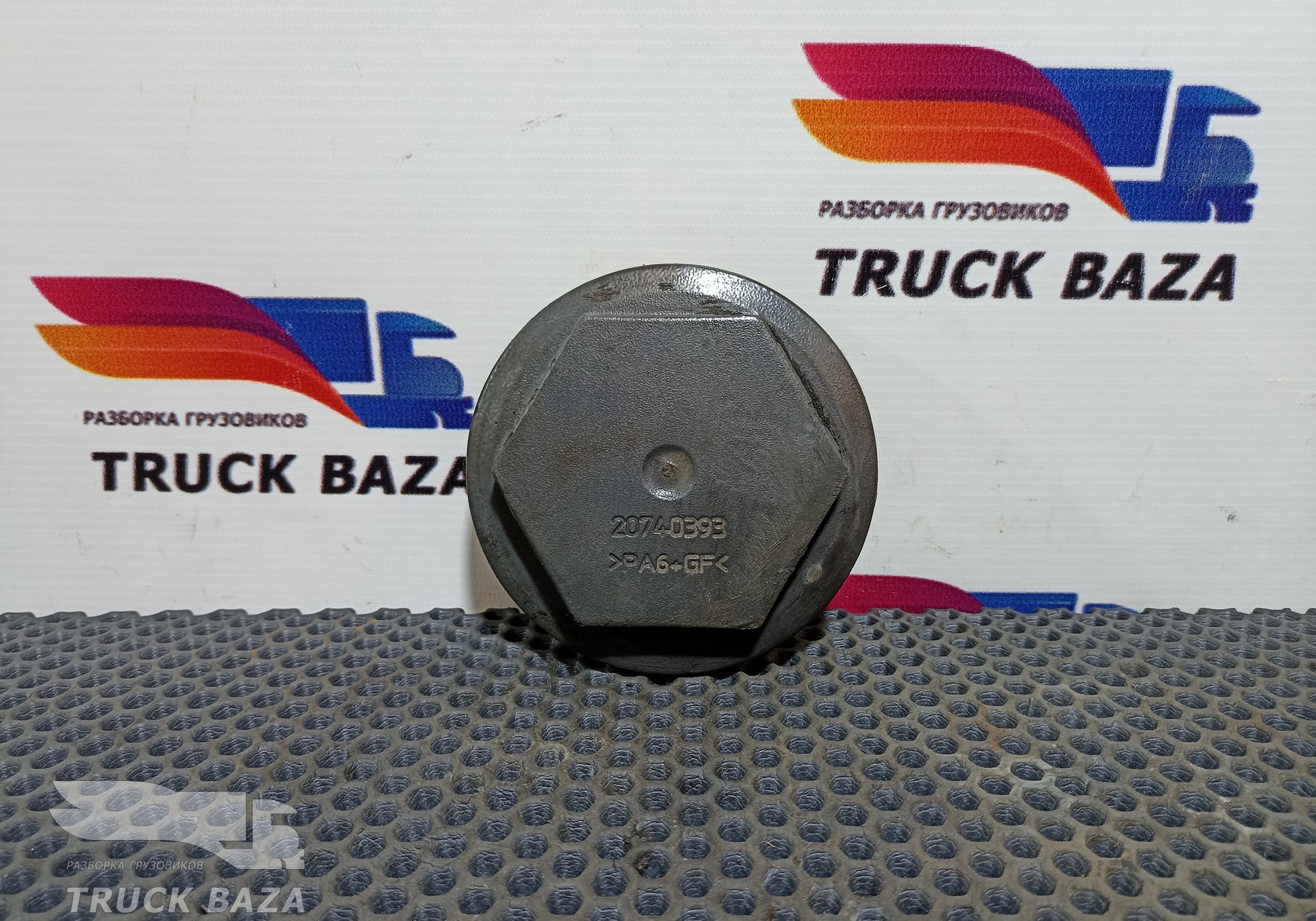 20740393 Крышка шкворня для Volvo FM III (с 2013)