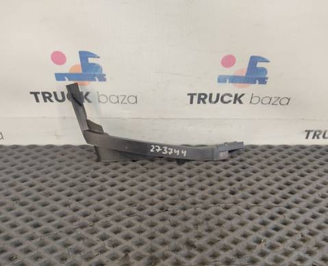 81624100070 Накладка лобового стекла правая для Man TGX I (с 2007)