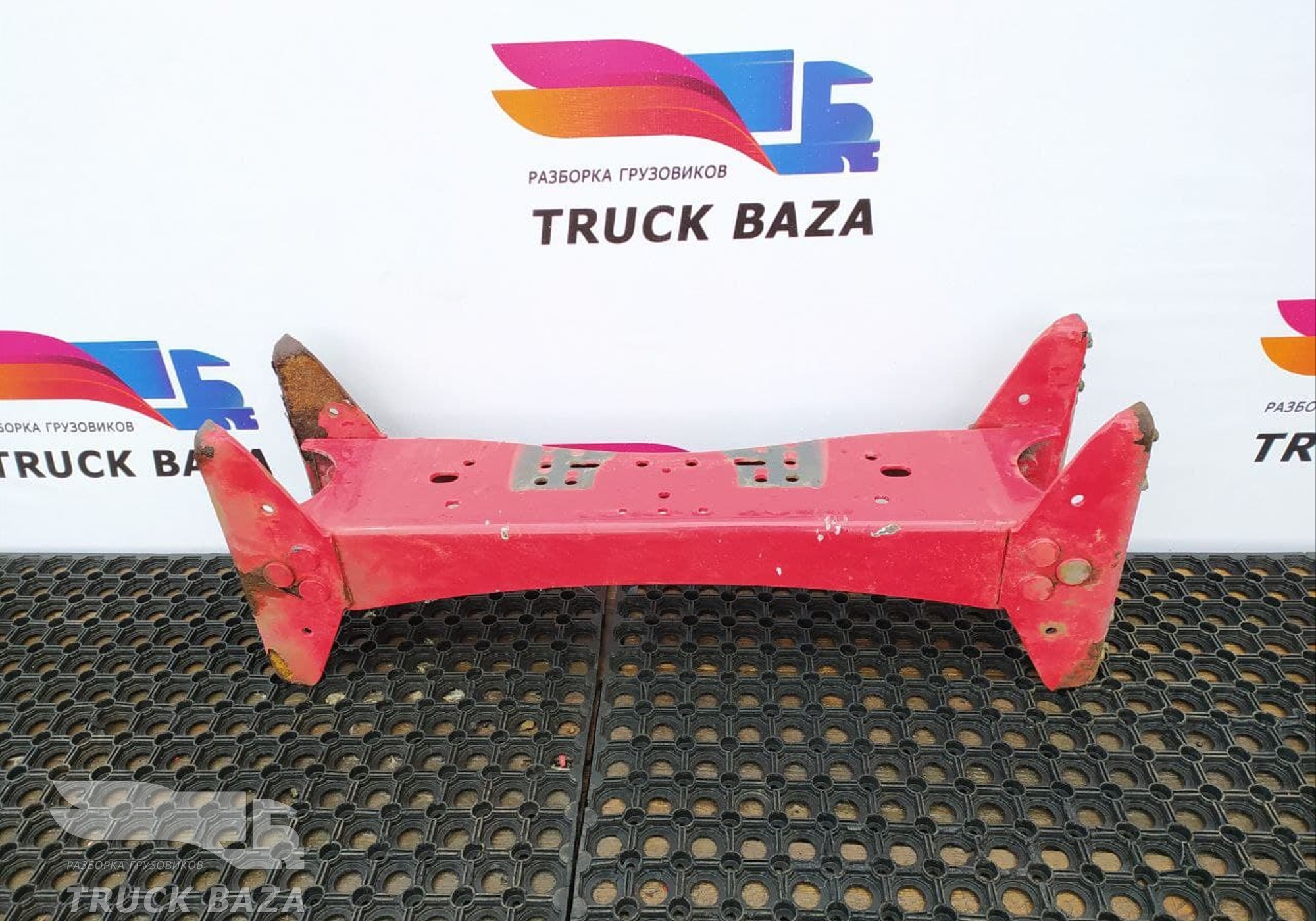 20392662 Траверса рамы поперечная для Volvo