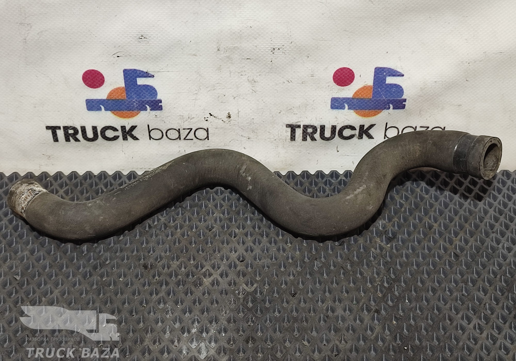 9405061835 Патрубок радиатора