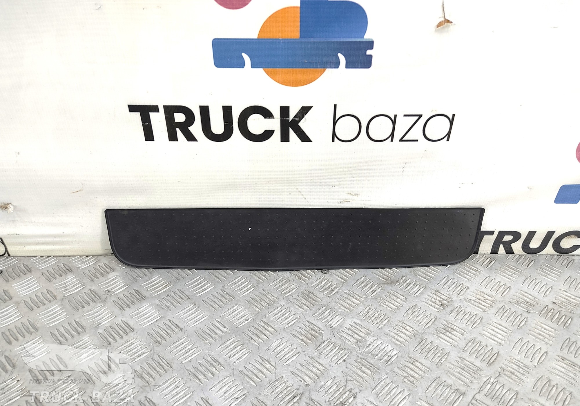 81637150041 Коврик салона для Man TGX I (с 2007)