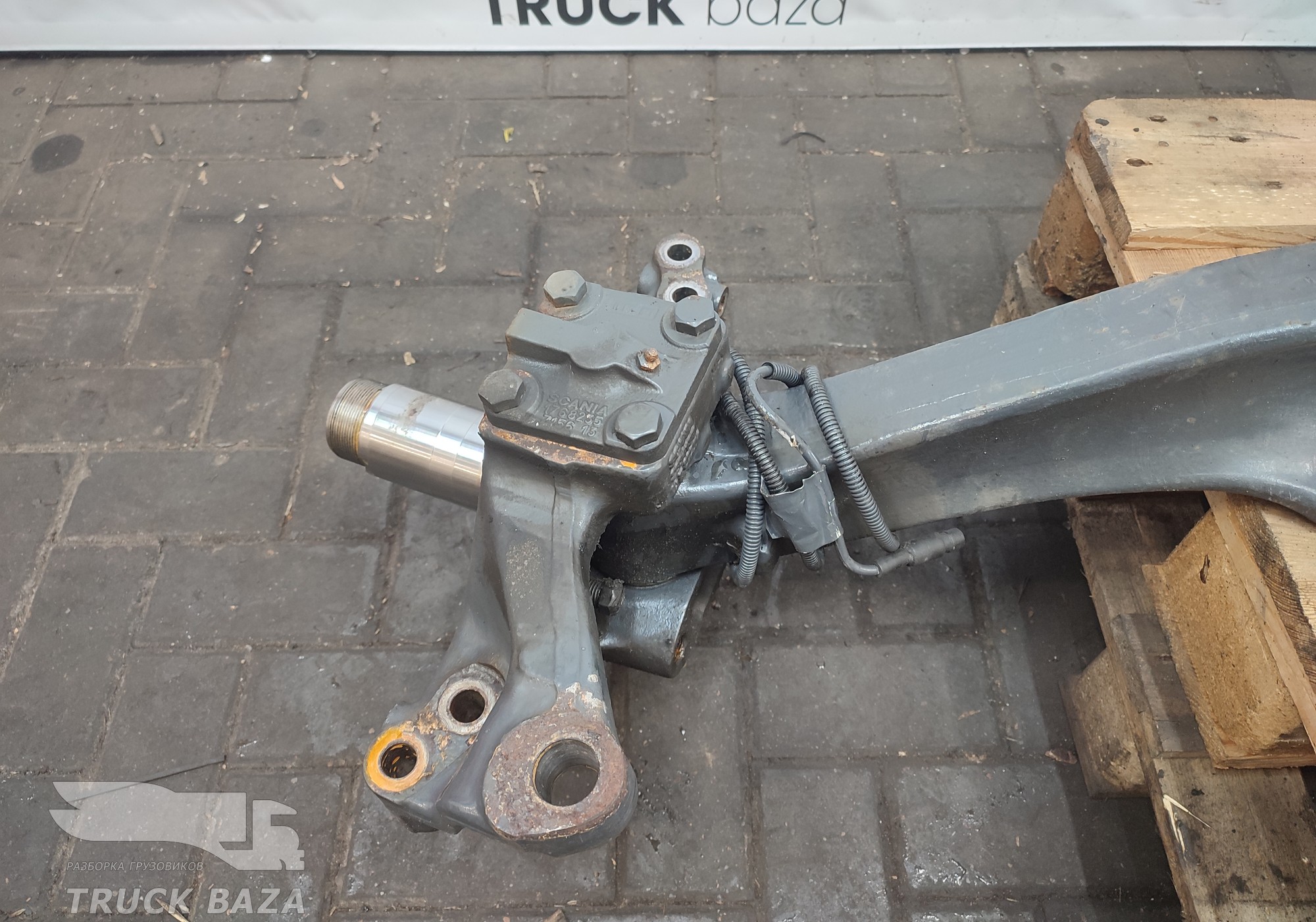 2443891 Кулак поворотный правый 2021 год для Scania 6-series R (с 2016)