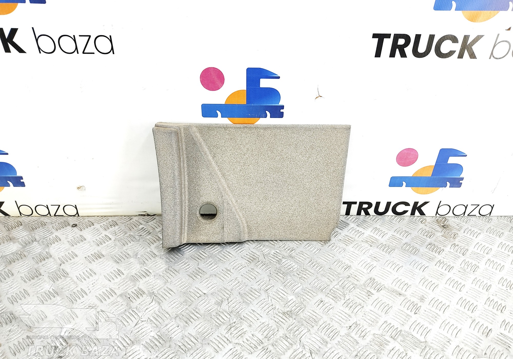 81629300237 Обшивка салона левая для Man TGX