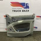 1679386 Обшивка двери правой для Bentley