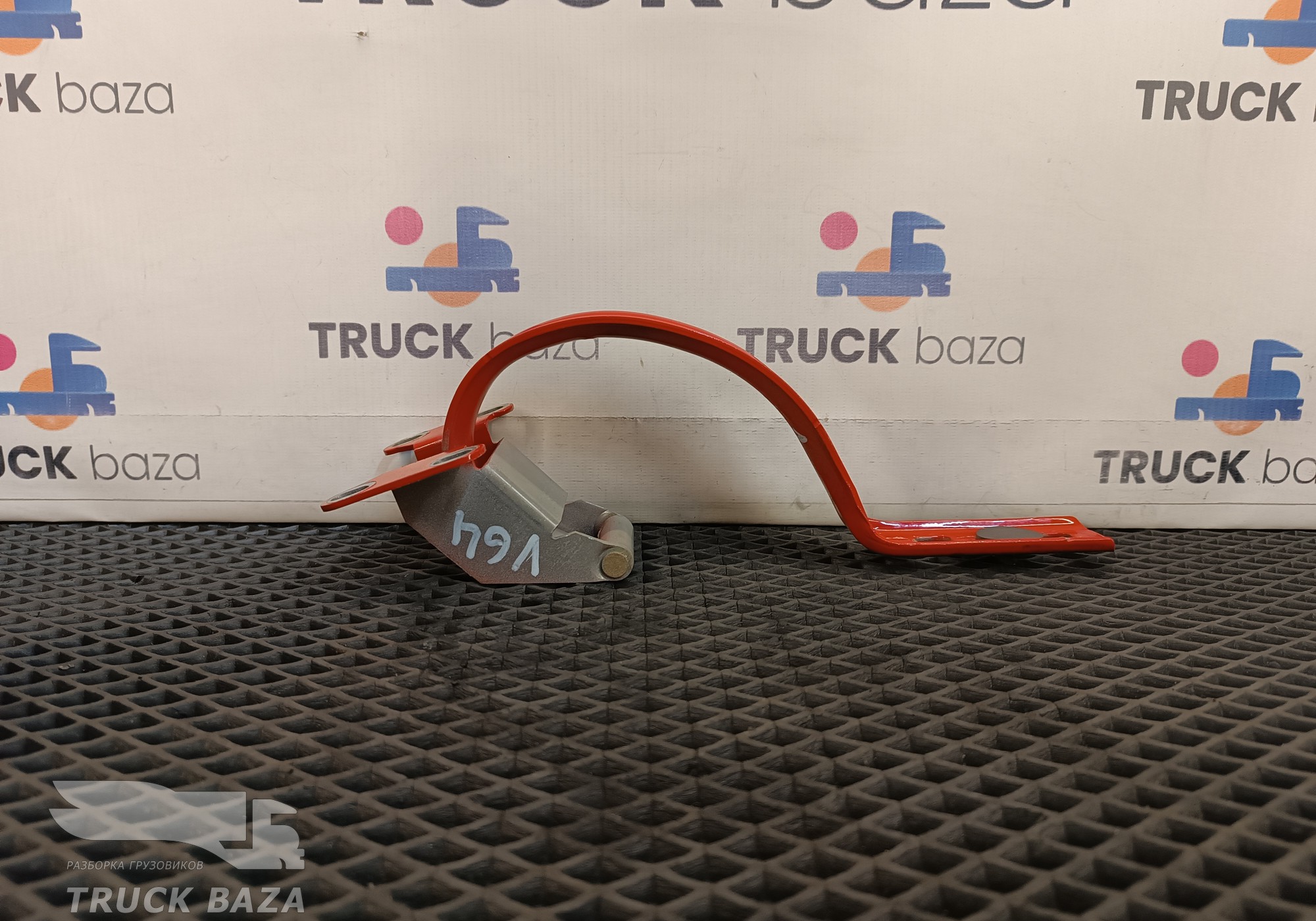 8189798 Петля инструментального ящика для Volvo FH 4 (с 2012)