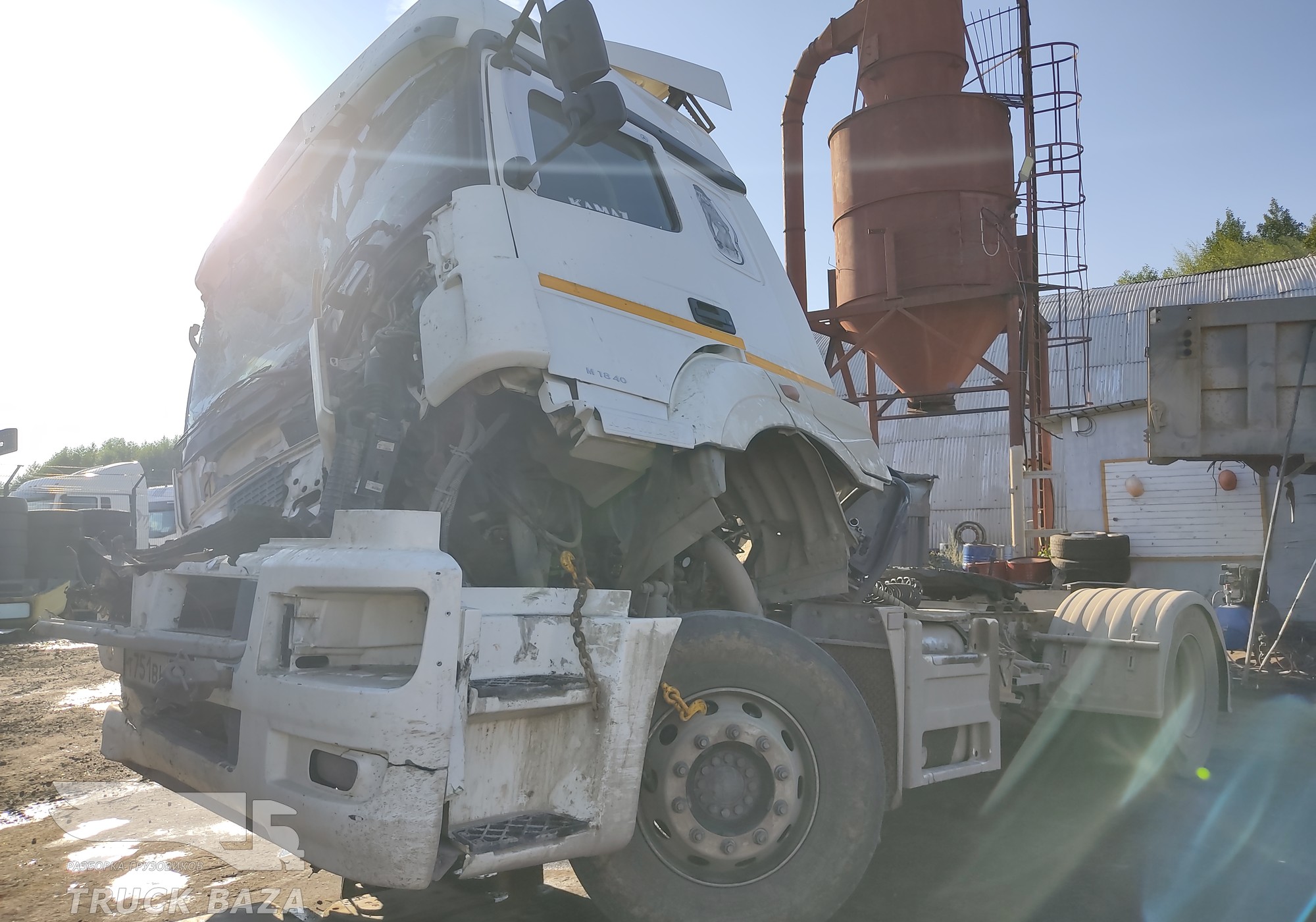 КАМАЗ 5490 в разборе