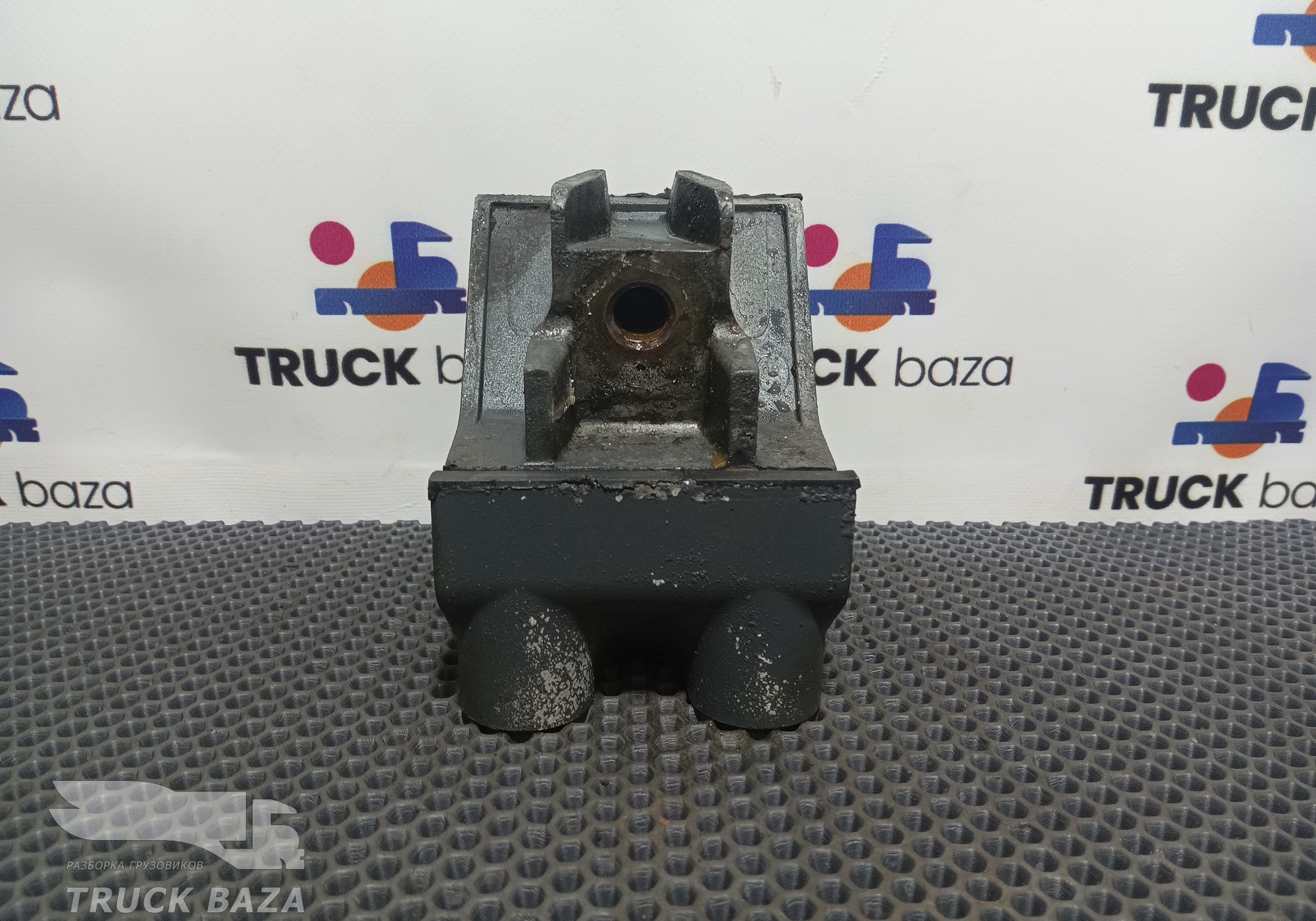 1806735 Подушка двигателя передняя для Daf CF II (с 2006 по 2013)