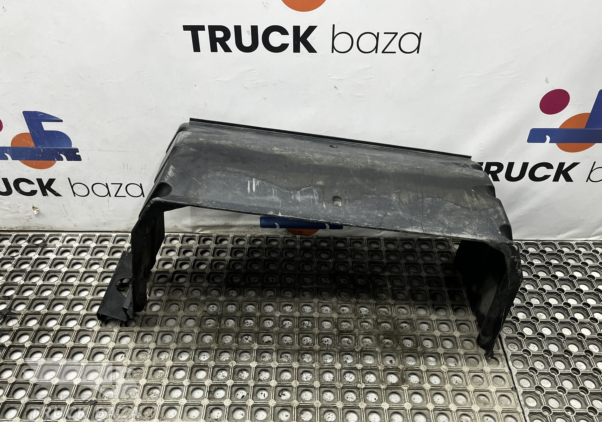 A9425206023 Защита двигателя антигравийная для Mercedes-Benz Actros MP3 (с 2008)