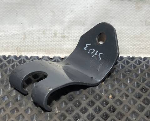 1358166 Кронштейн шумоизоляции для Scania 4-series R (с 1995 по 2007)