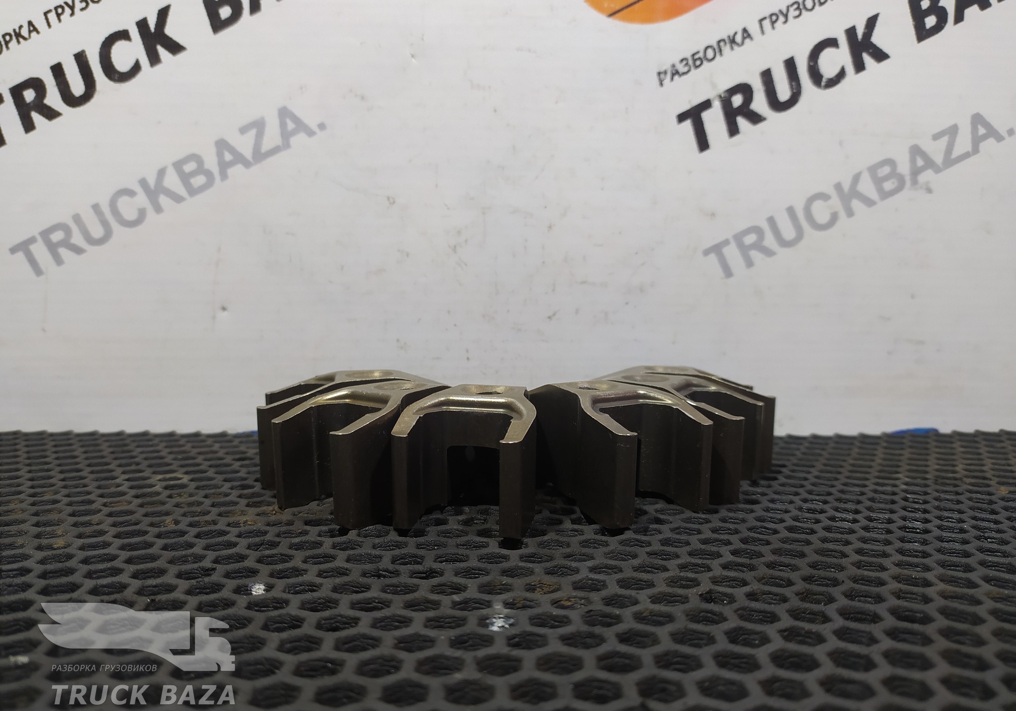 51101040065 Комплект кронштейнов форсунки для Man TGX I (с 2007)