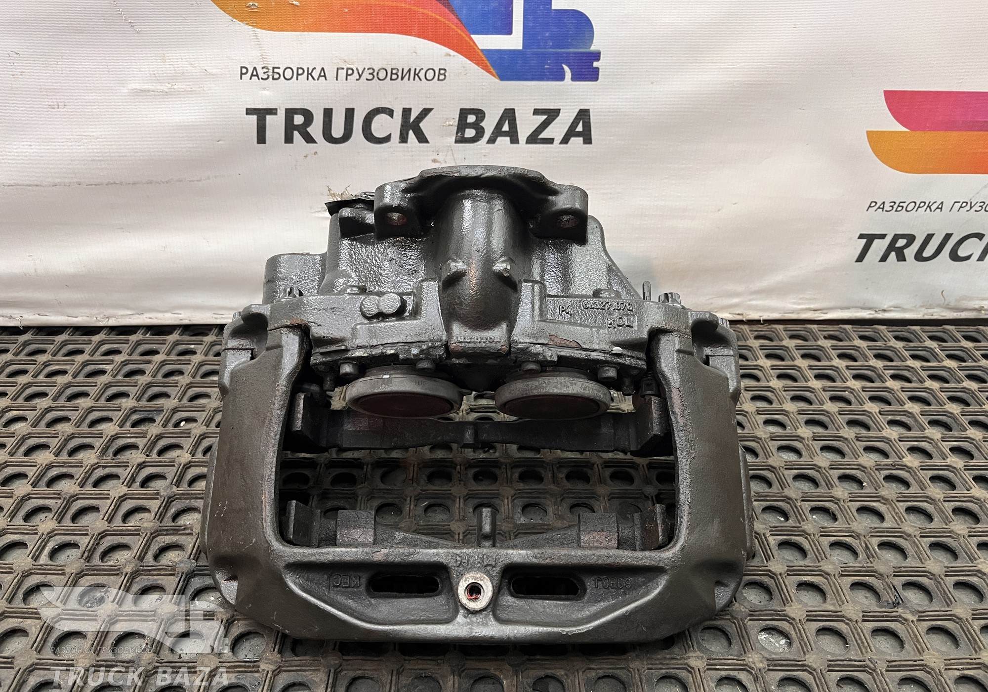 2429515 Суппорт правый R для Scania 6-series R (с 2016)