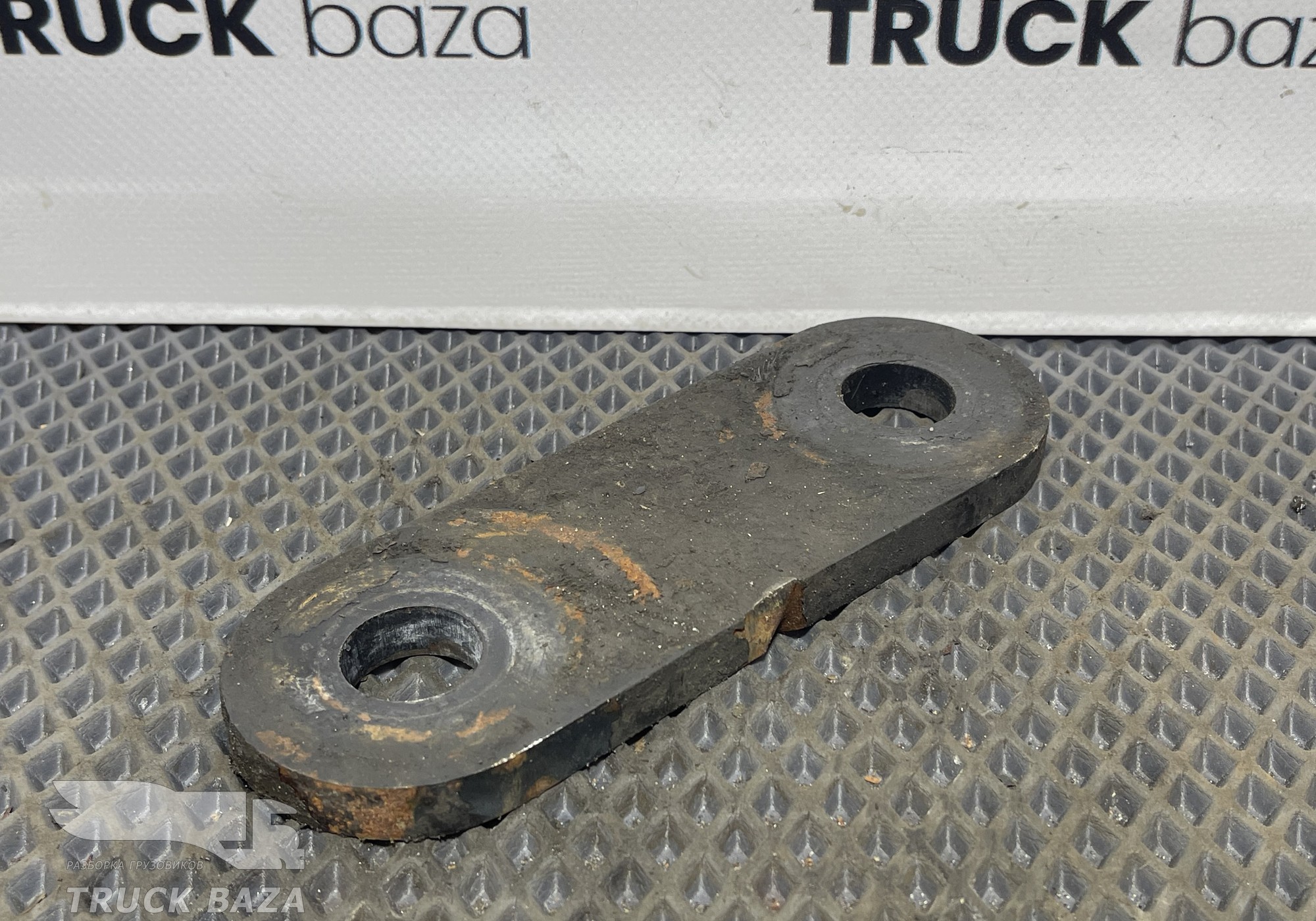 658022902543 Серьга передней рессоры для КАМАЗ 5490 (с 2013)