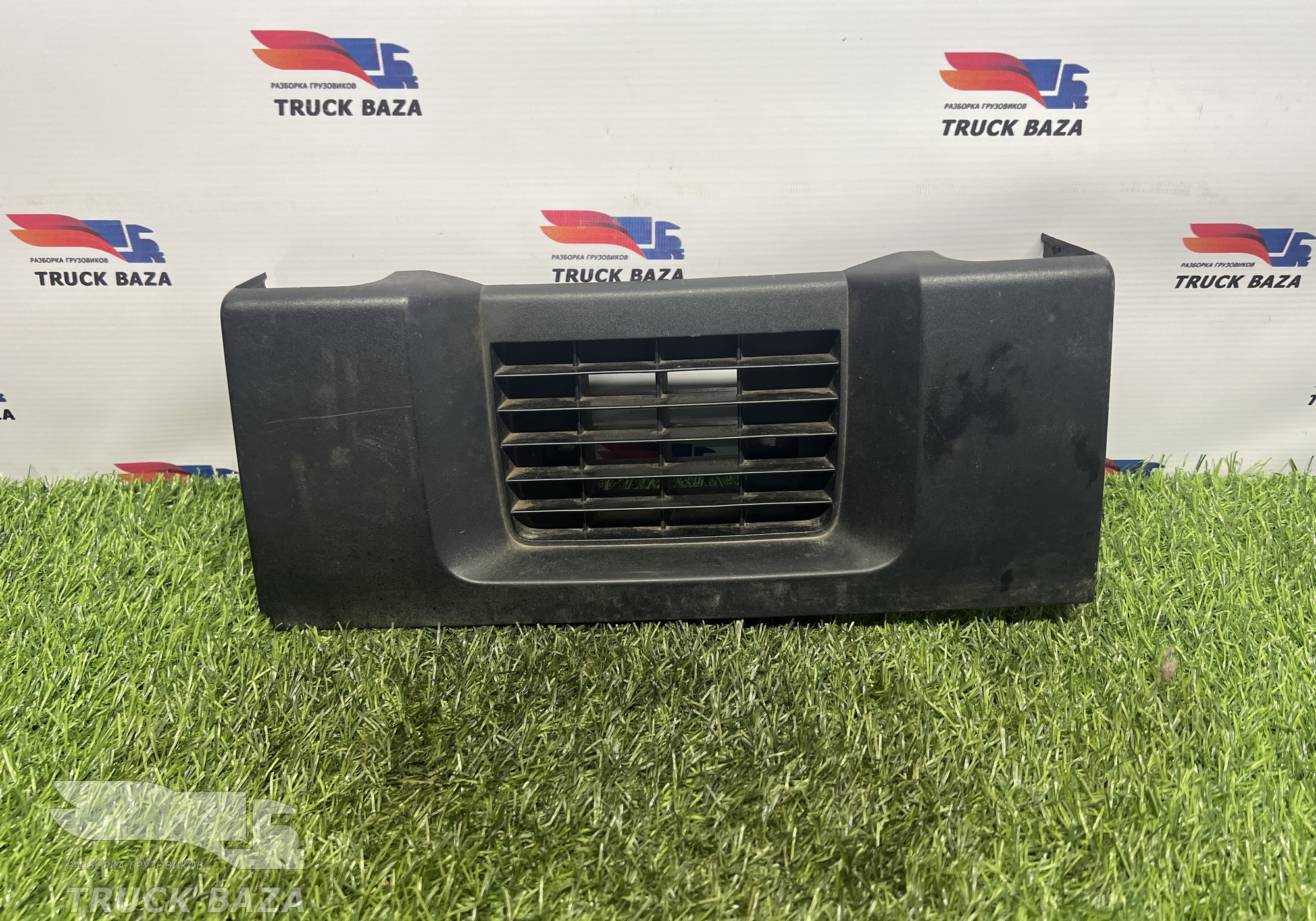 1848345 Накладка отопителя