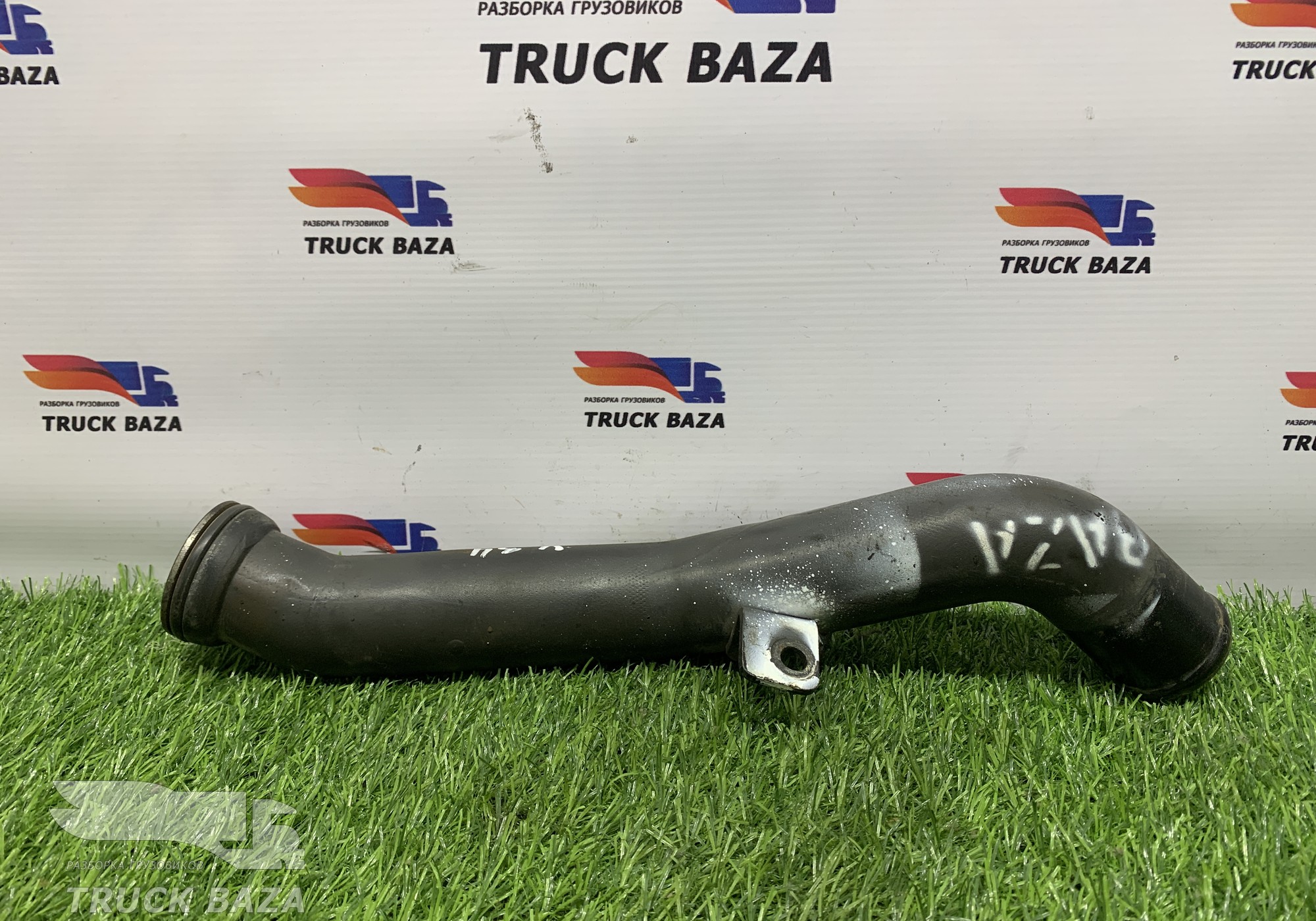 2040691 Патрубок системы охлаждения для Daf XF106 (с 2012)