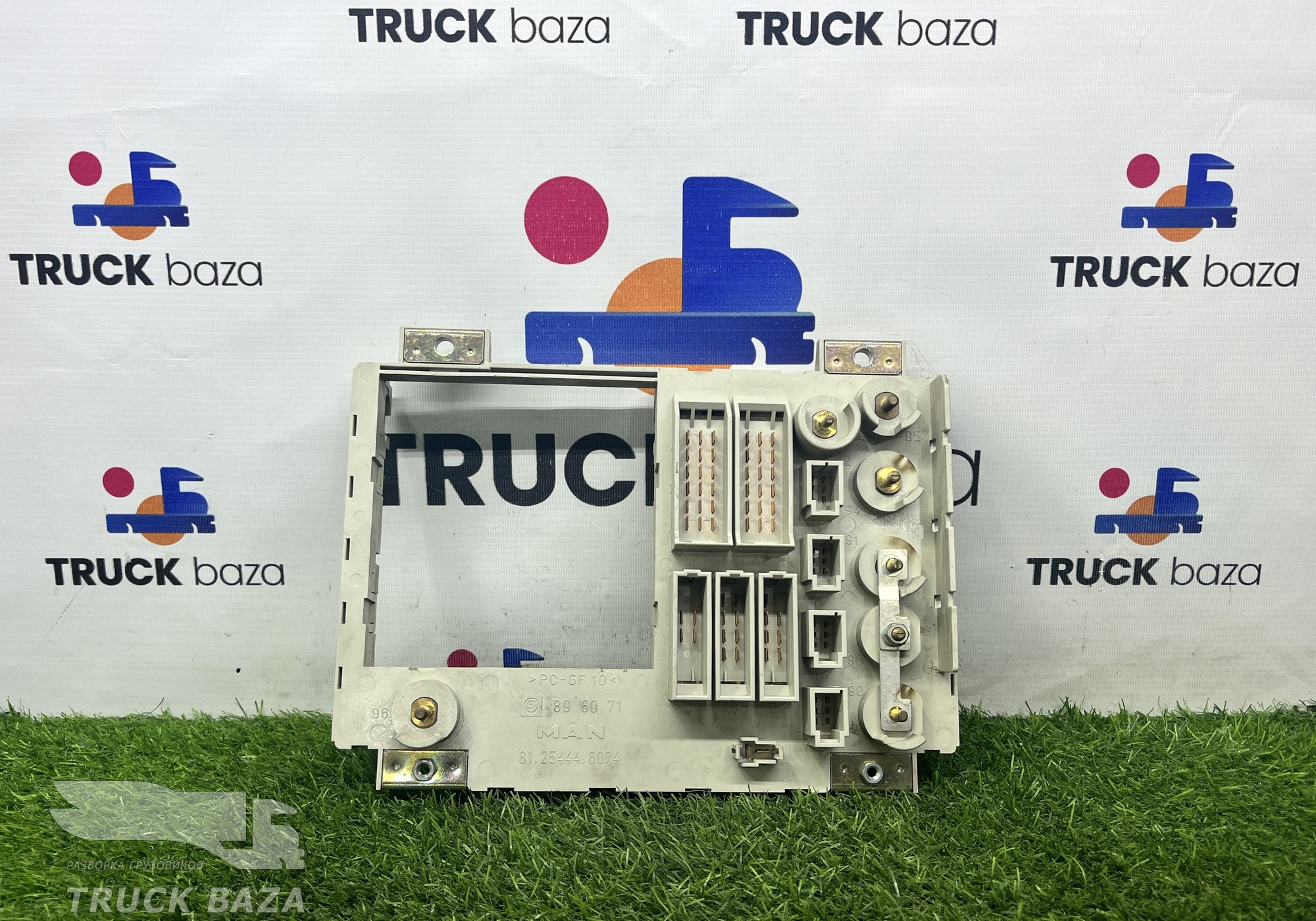 81254446074 Блок предохранителей для Man TGS I (с 2007)
