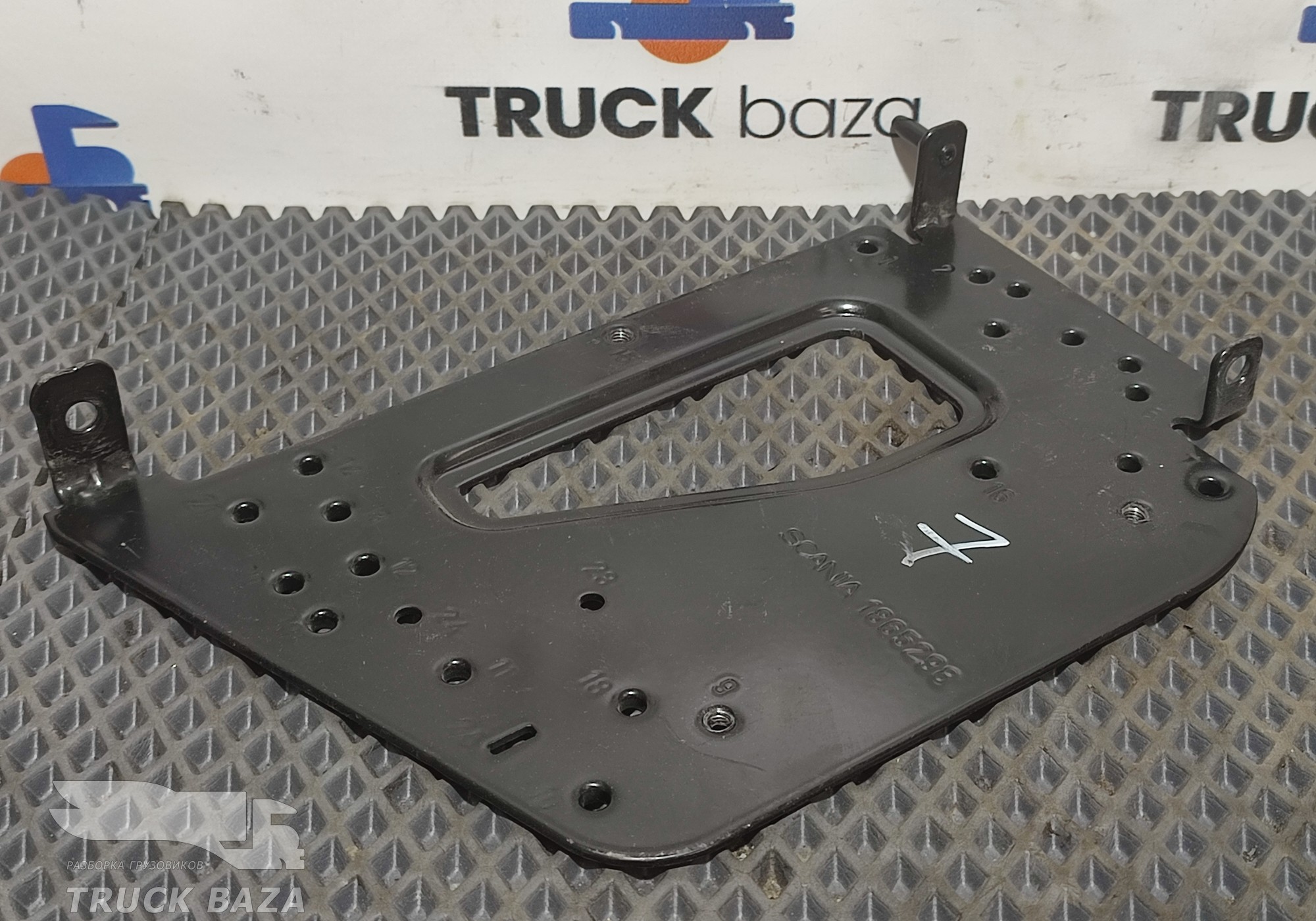 1865298 Кронштейн блока EBS