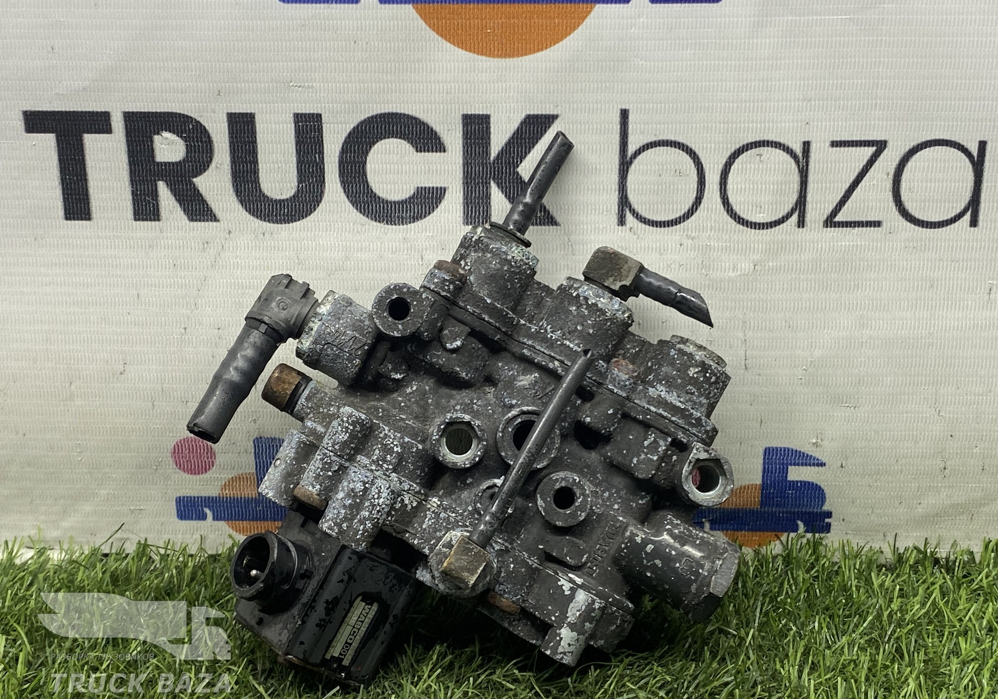 A0003276625 Кран уровня пола главный для Mercedes-Benz Actros MP1 (с 1996 по 2003)