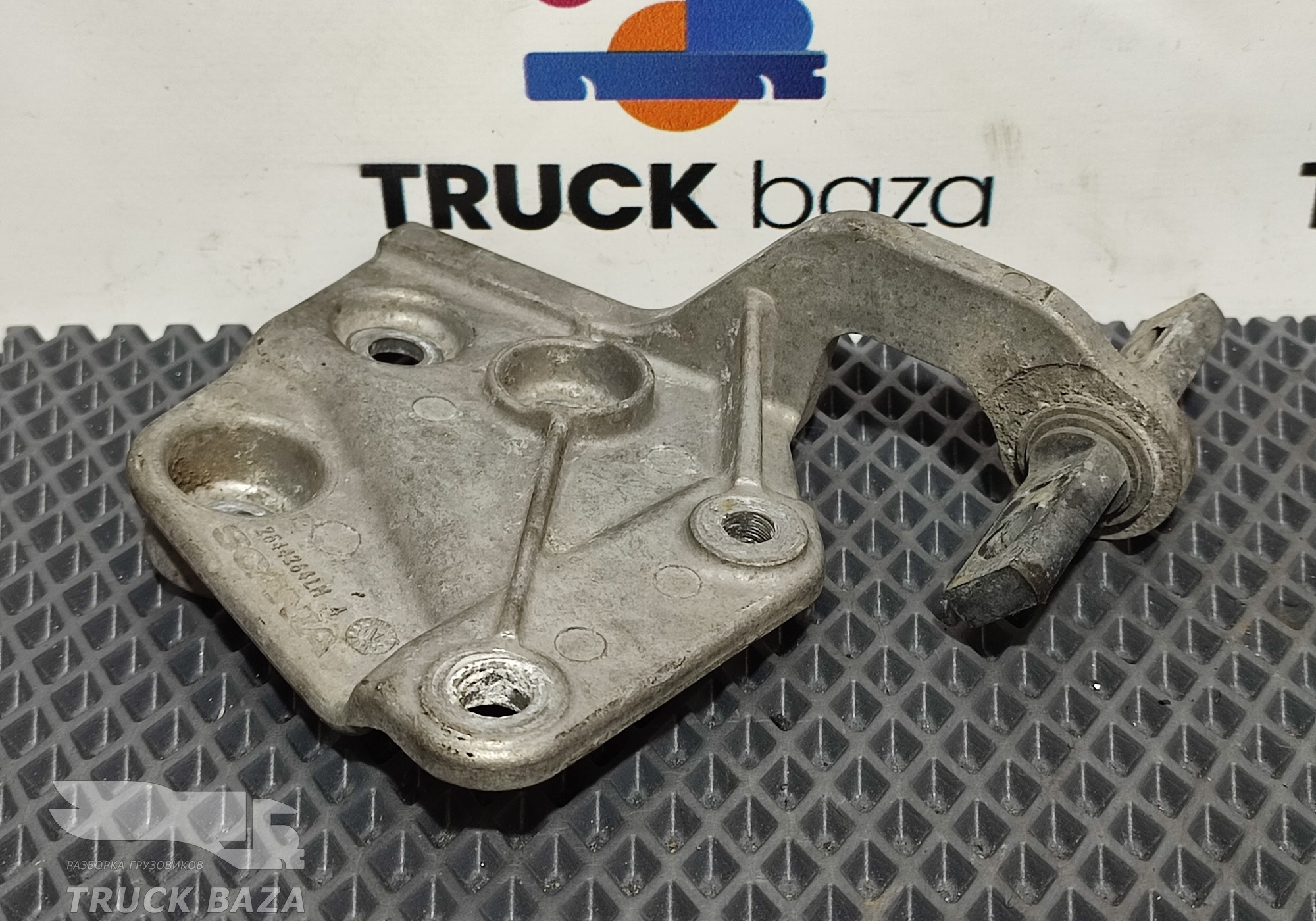 2844264 Петля капота левая для Scania 6-series R (с 2016)