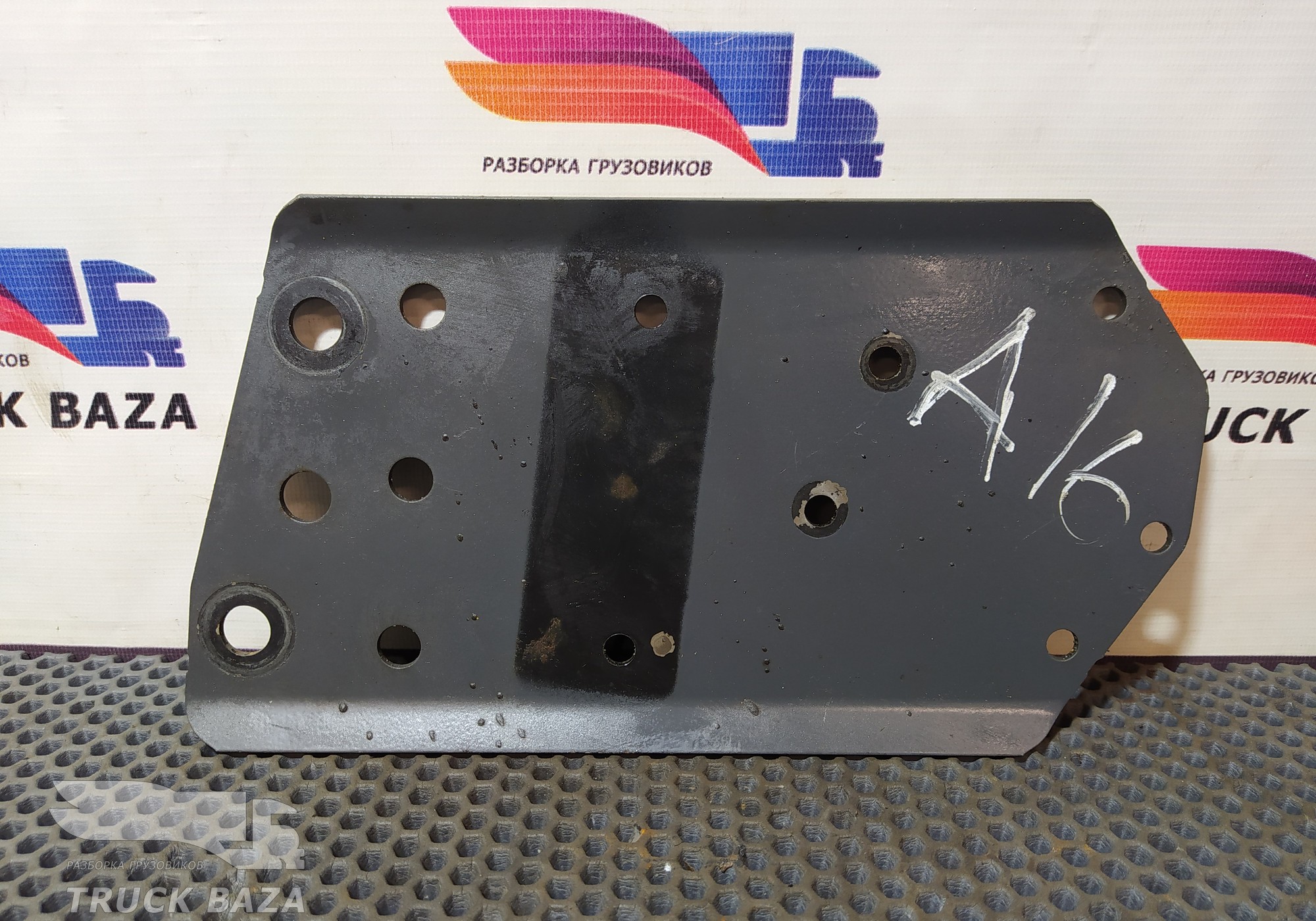 9344291140 Кронштейн регулятора давления для Mercedes-Benz