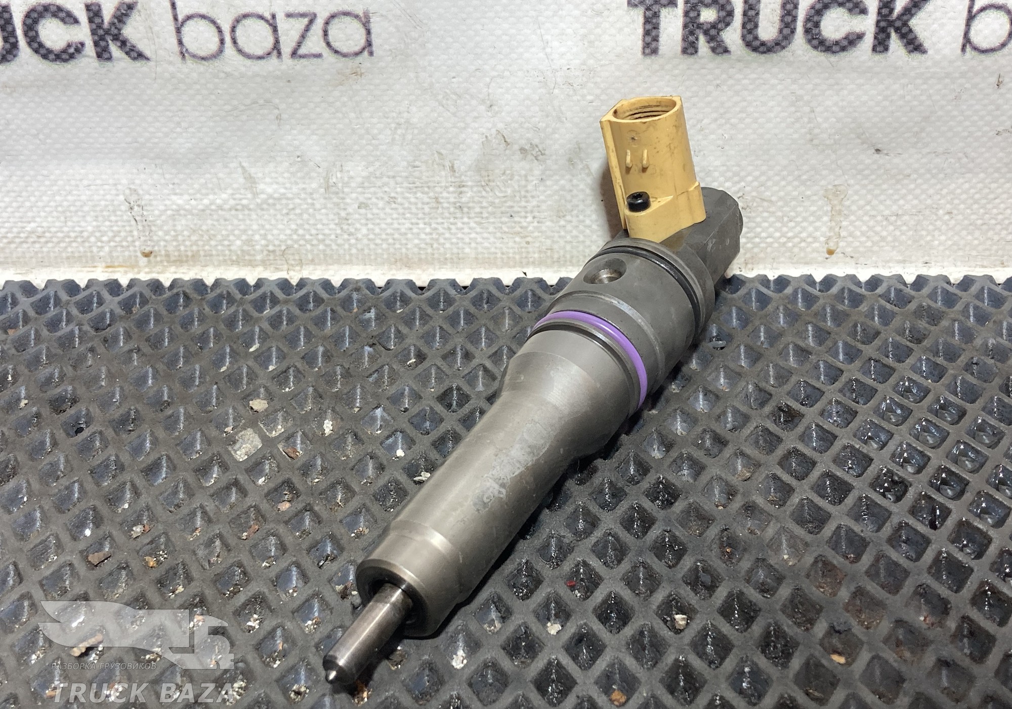 1725282 Форсунка топливная для Daf XF105 (с 2005)