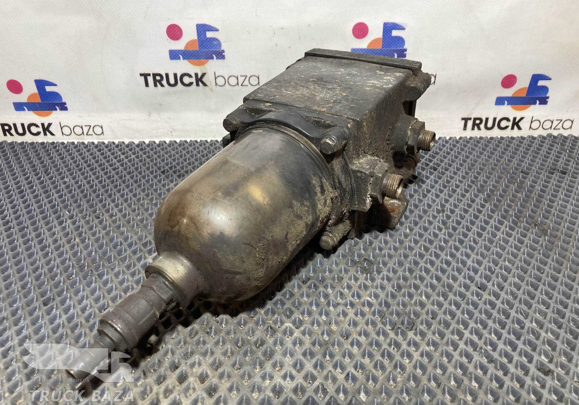 81125016083 Сепаратор топливный