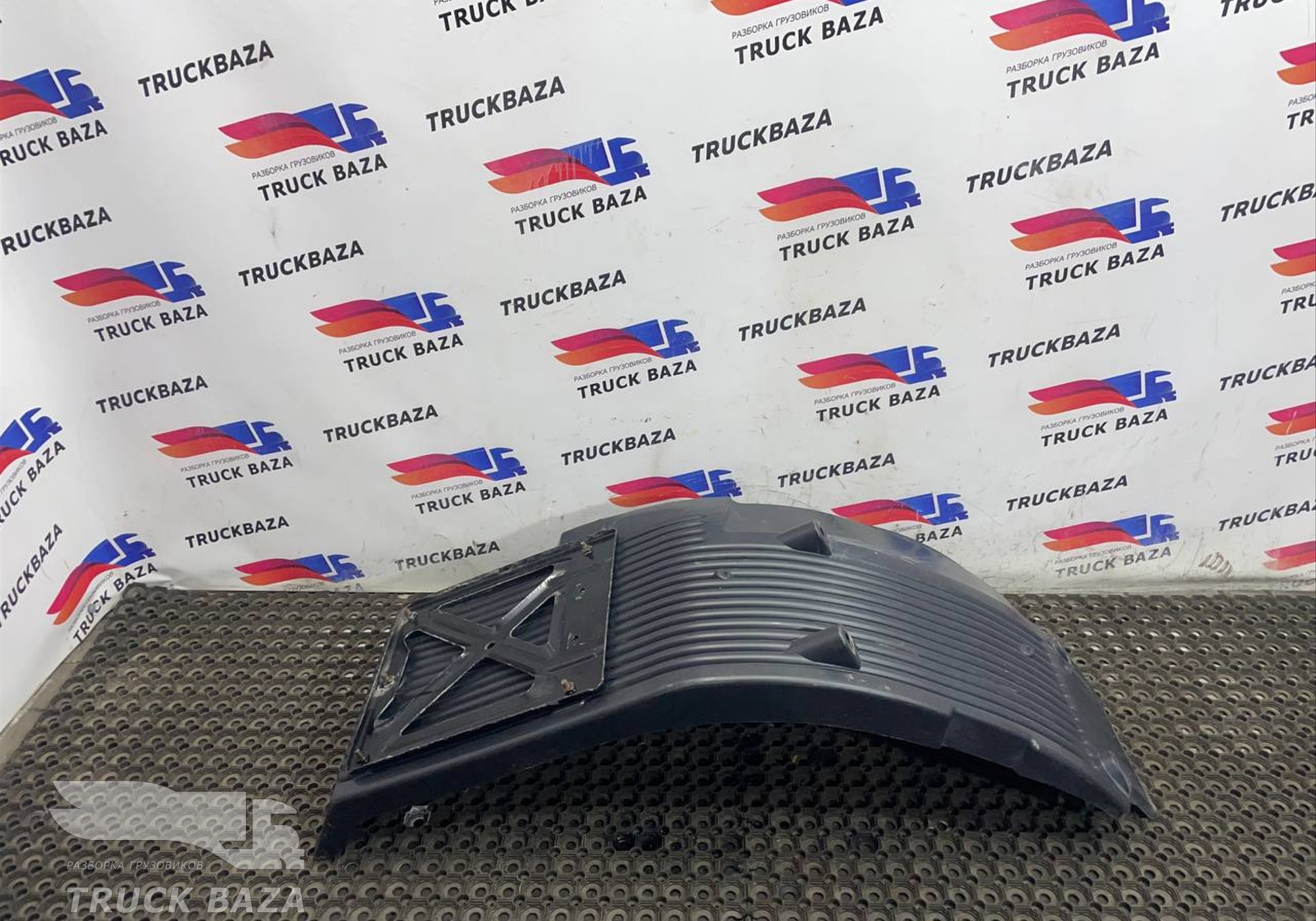 82110404 Крыло переднее левое для Volvo FH 4 (с 2012)