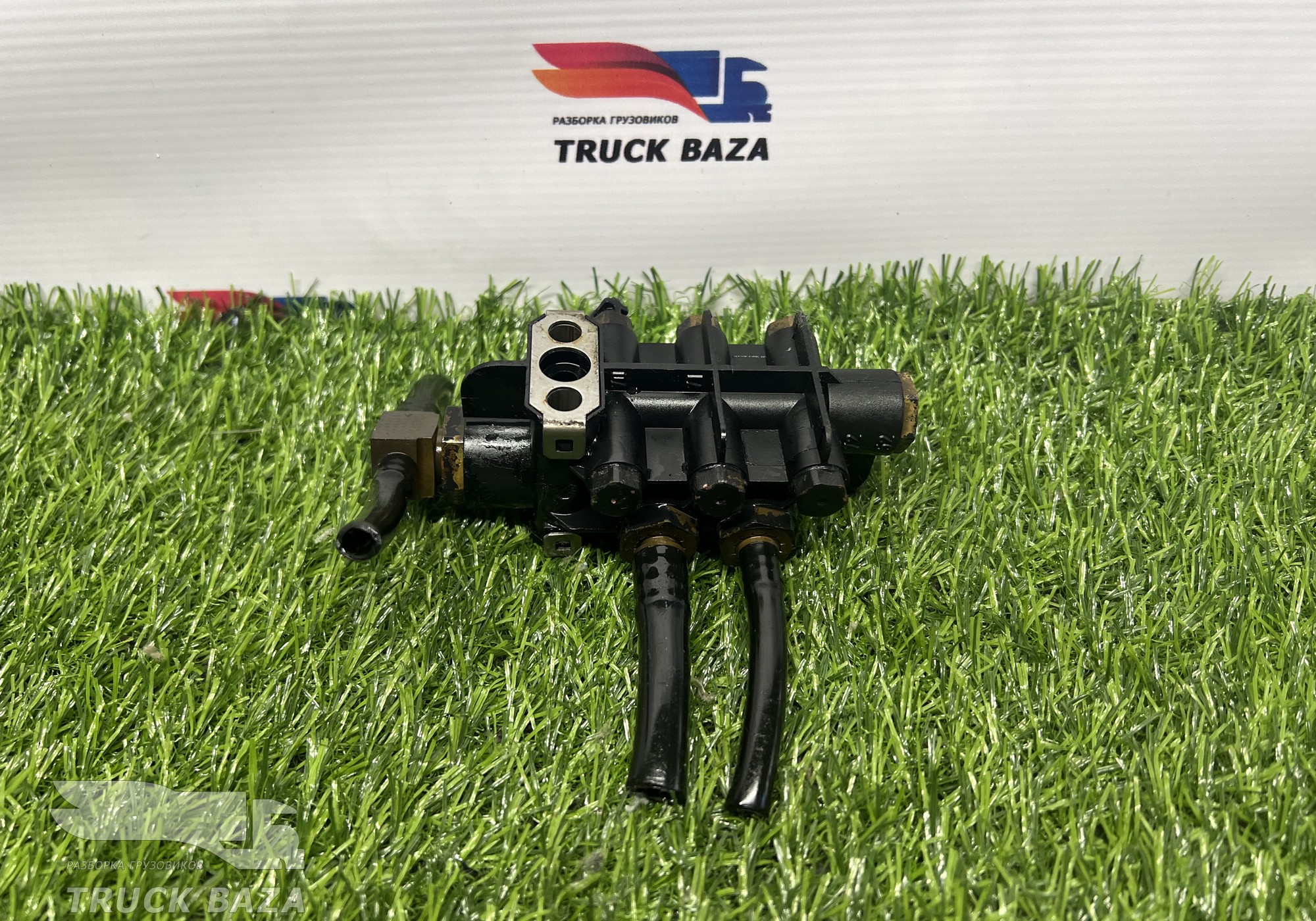 81981830000 Распределитель тормозных сил