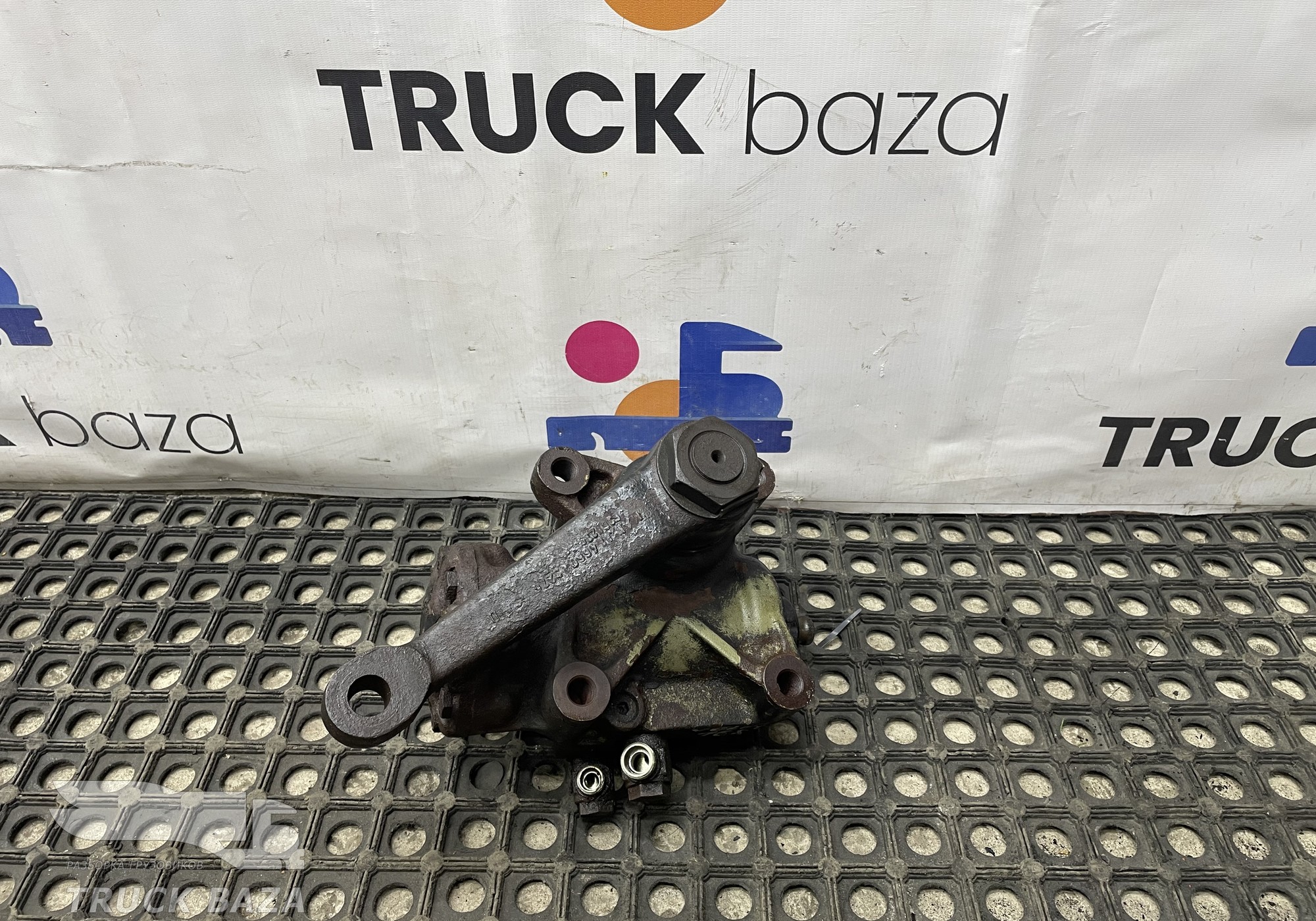 8037955102 ГУР для Разные Грузовики