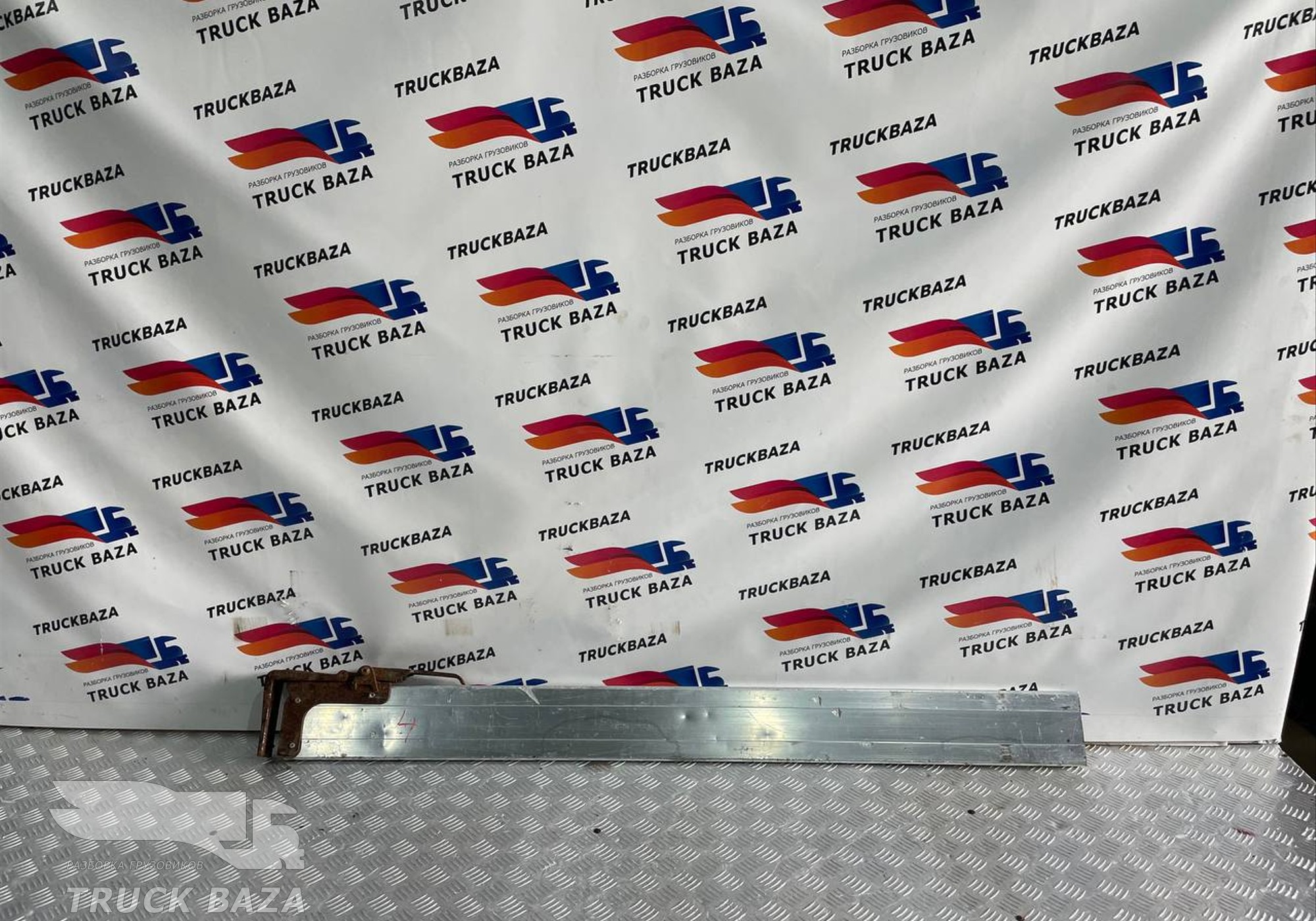 2101100005 Балка распорная полуприцепа для Полуприцепы Schmitz