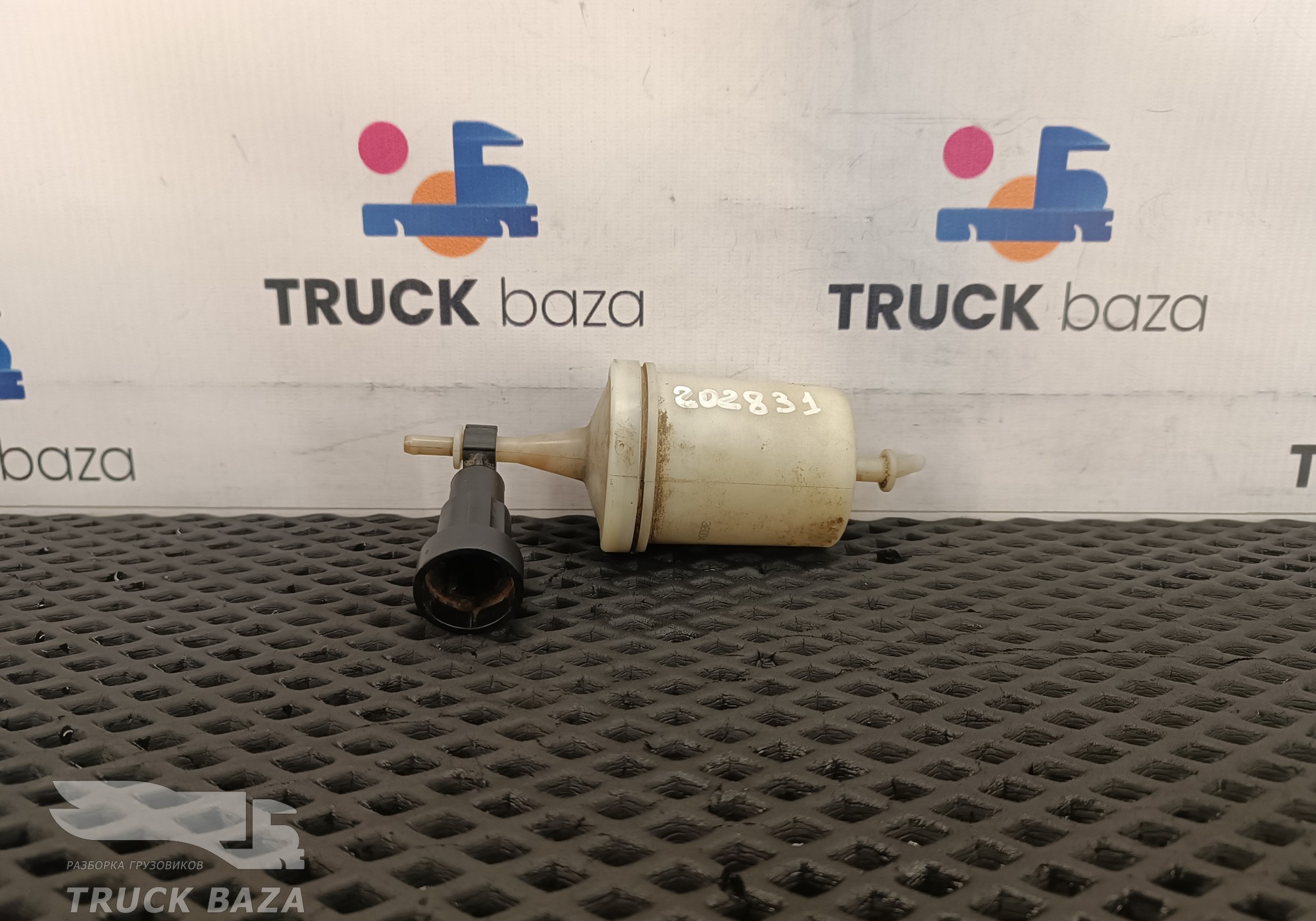 21743197 Воздушный фильтр топливного бака для Volvo FM