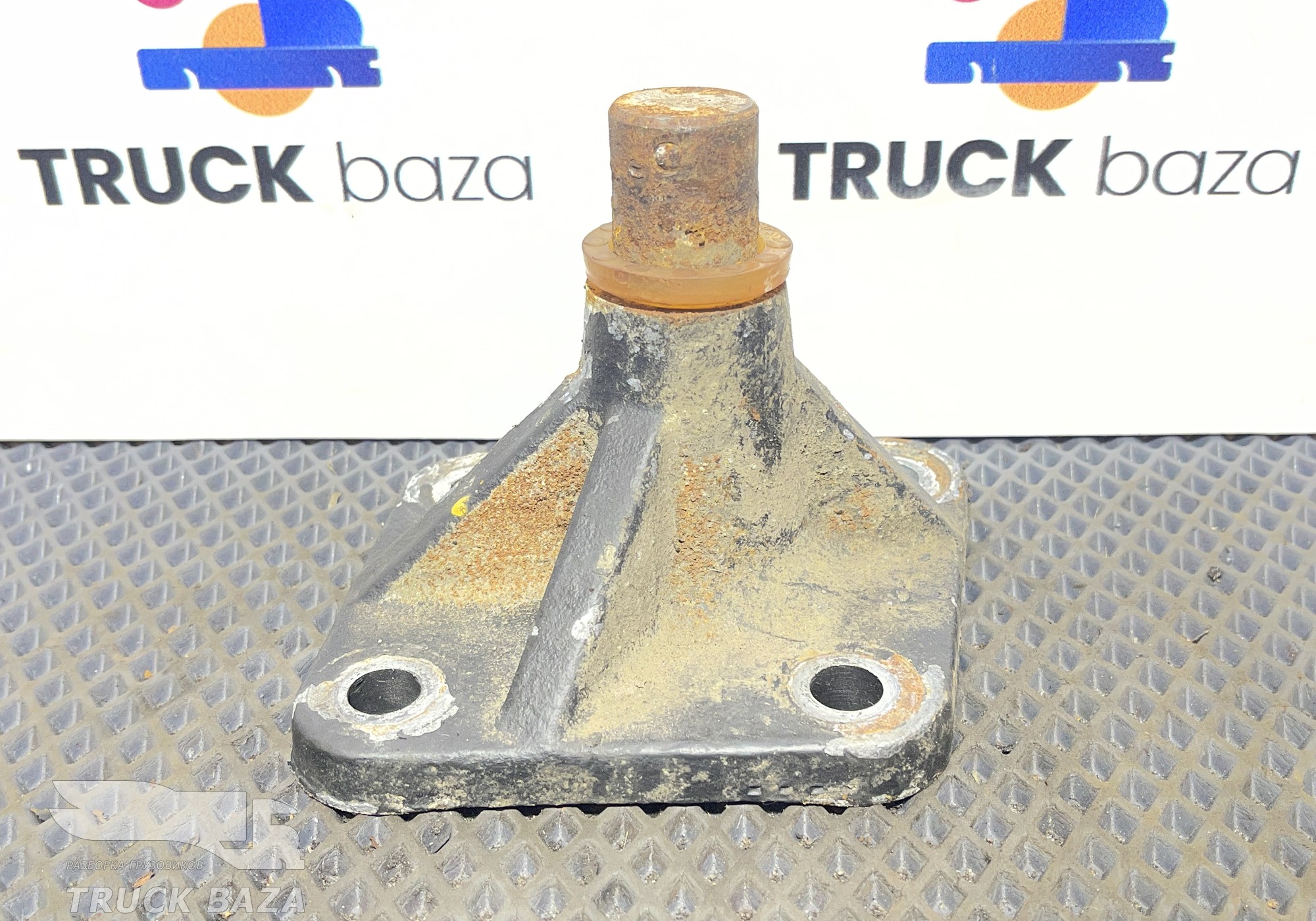5490500311325 Кронштейн цилиндра подъема кабины для КАМАЗ 5490