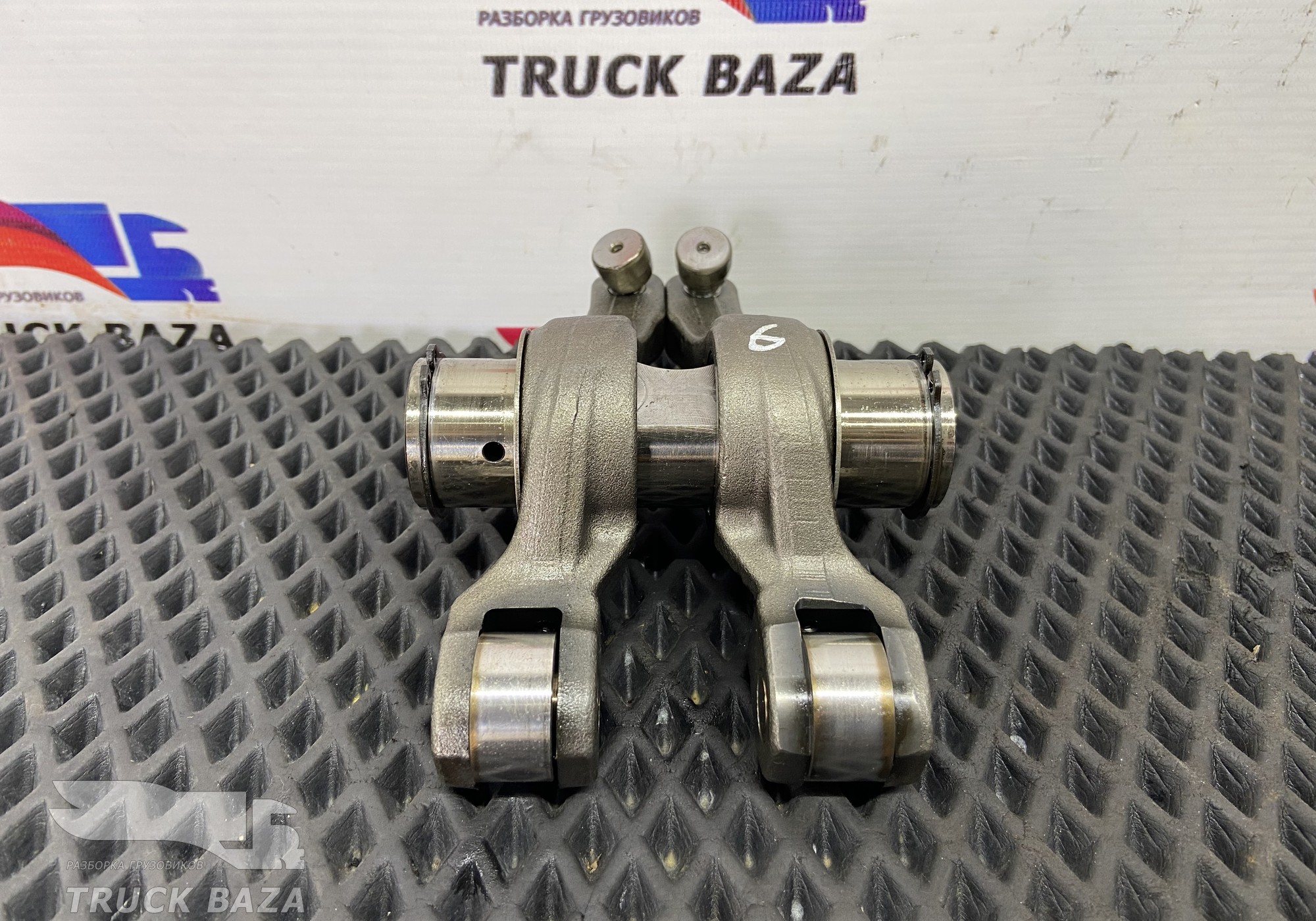 51042006029 Вал рокера для Man TGA